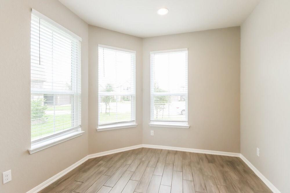 23210 Snowy Ridge Drive Property Photo 7