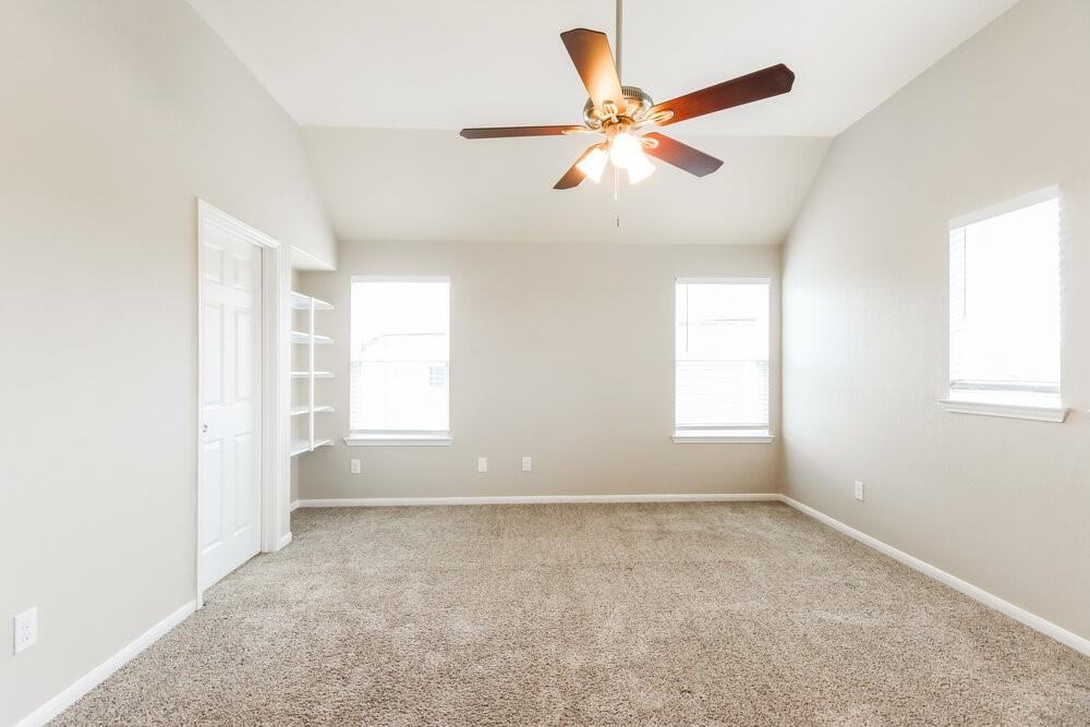 23210 Snowy Ridge Drive Property Photo 11