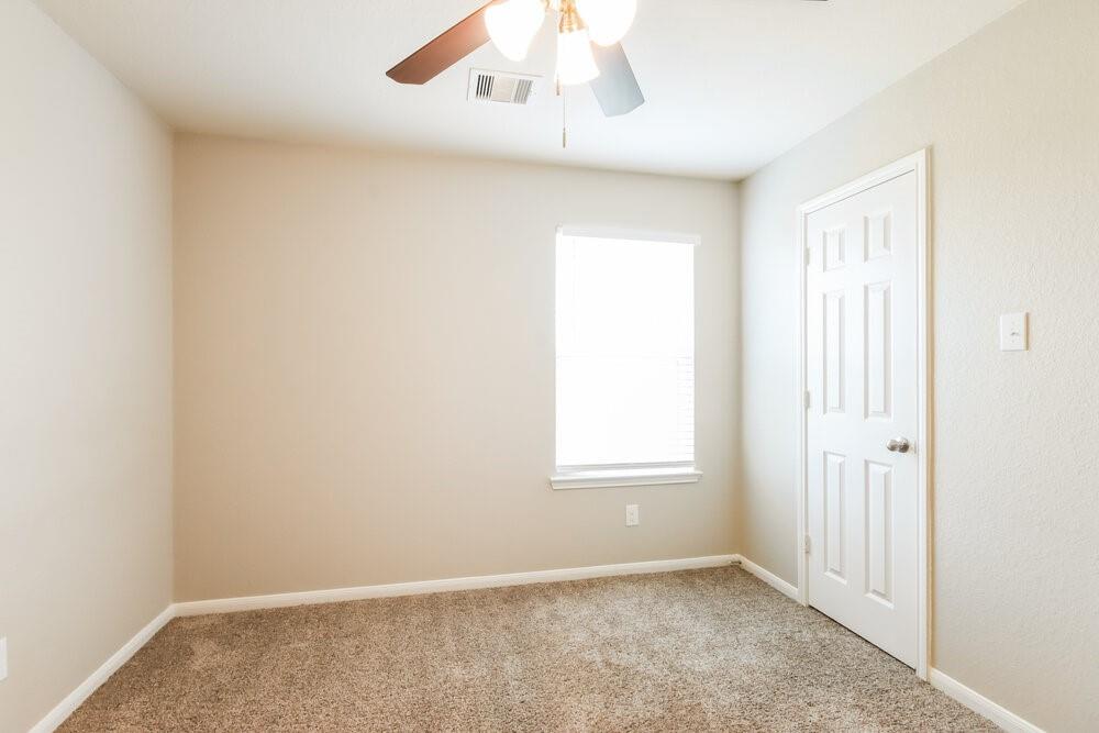 23210 Snowy Ridge Drive Property Photo 14