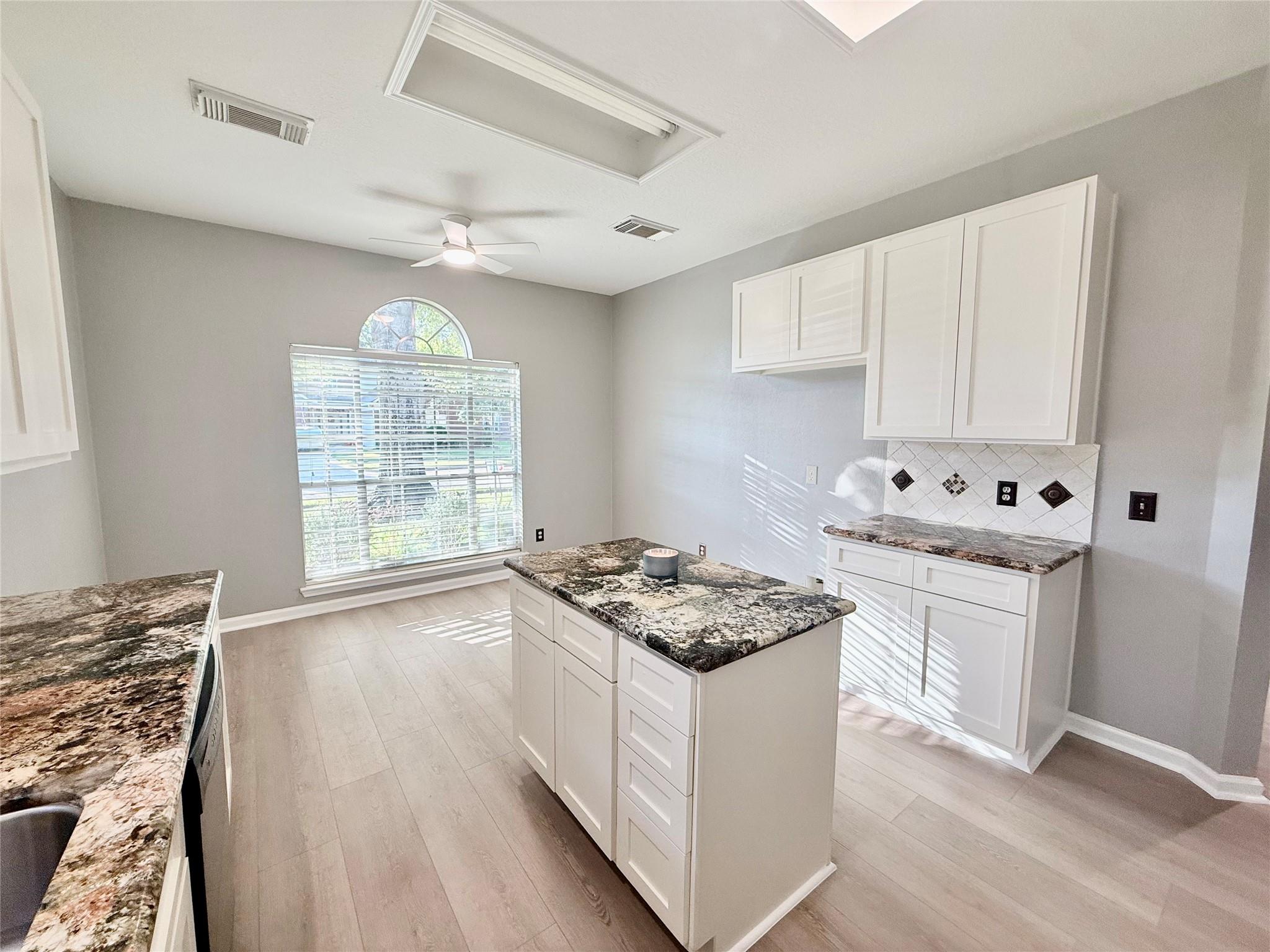 2915 Veva Drive Property Photo 10