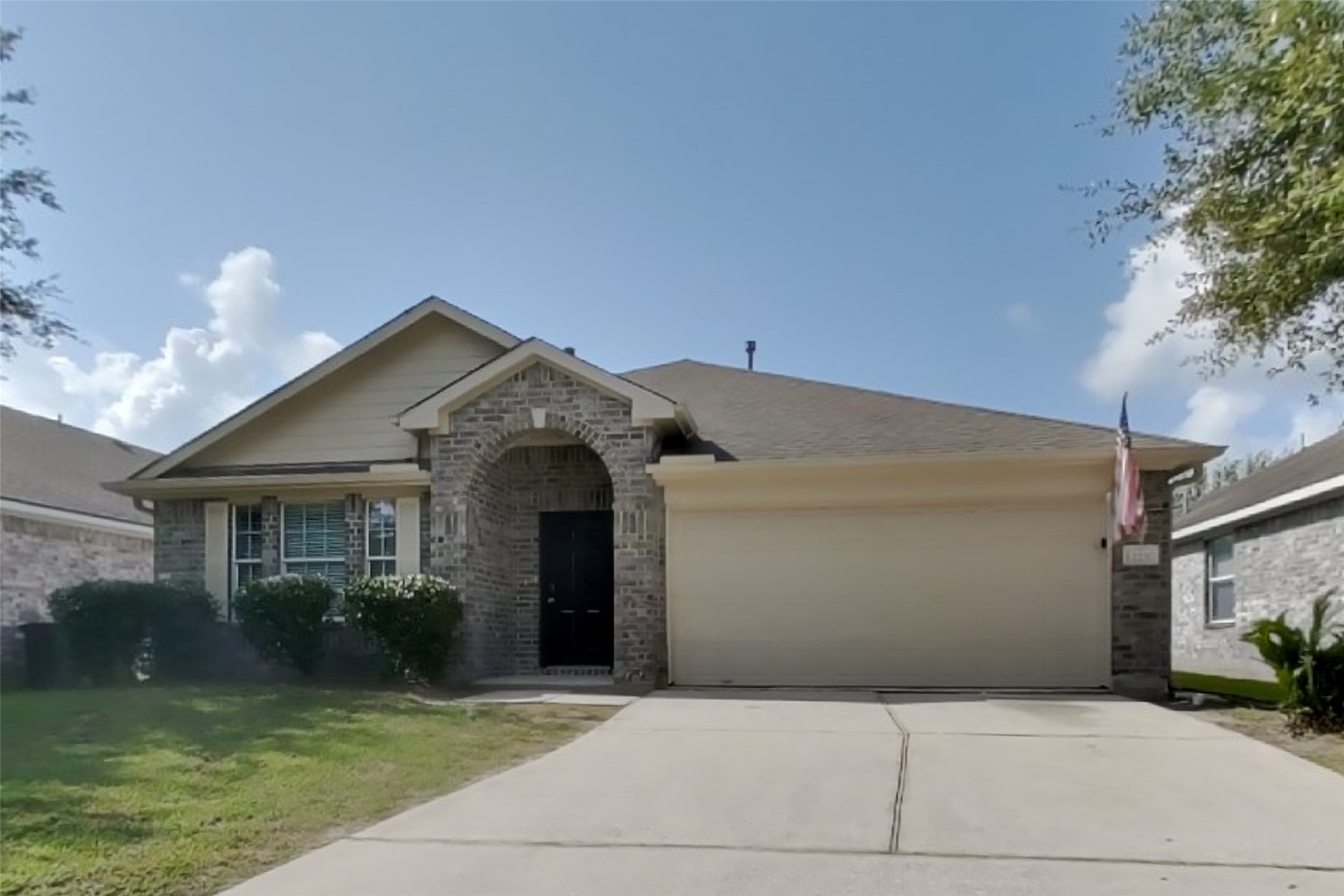 12230 Scarlet River Drive Property Photo 1