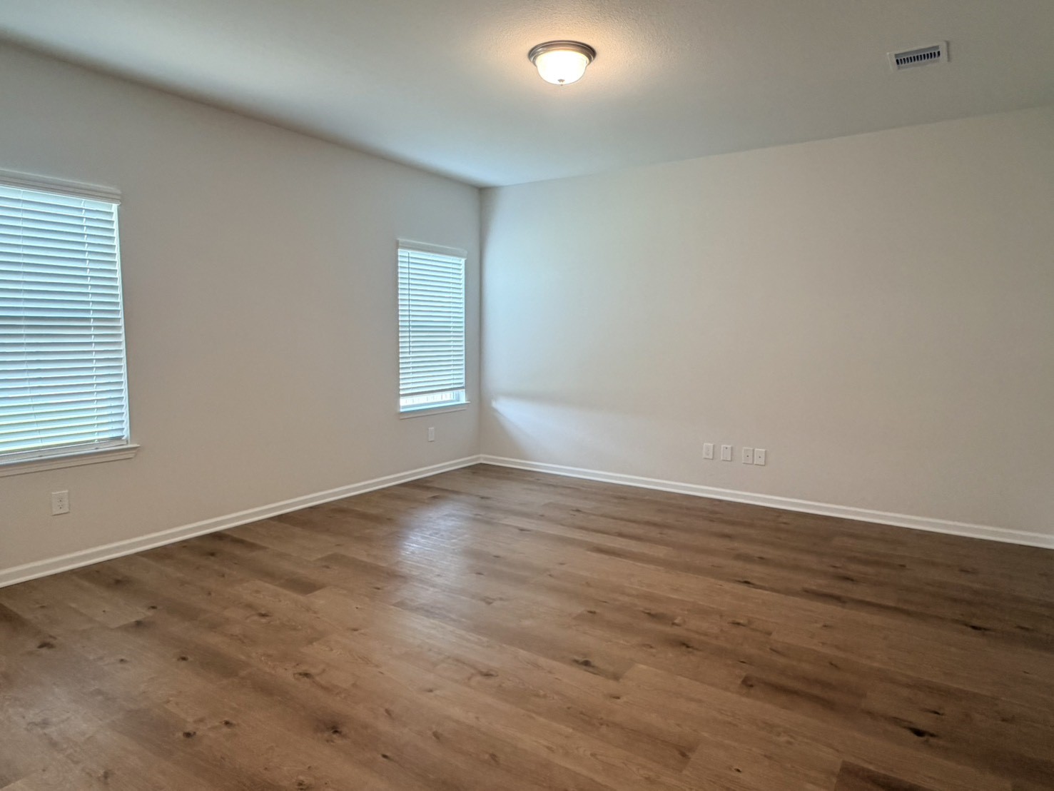3323 Morning Fog Drive Property Photo 15
