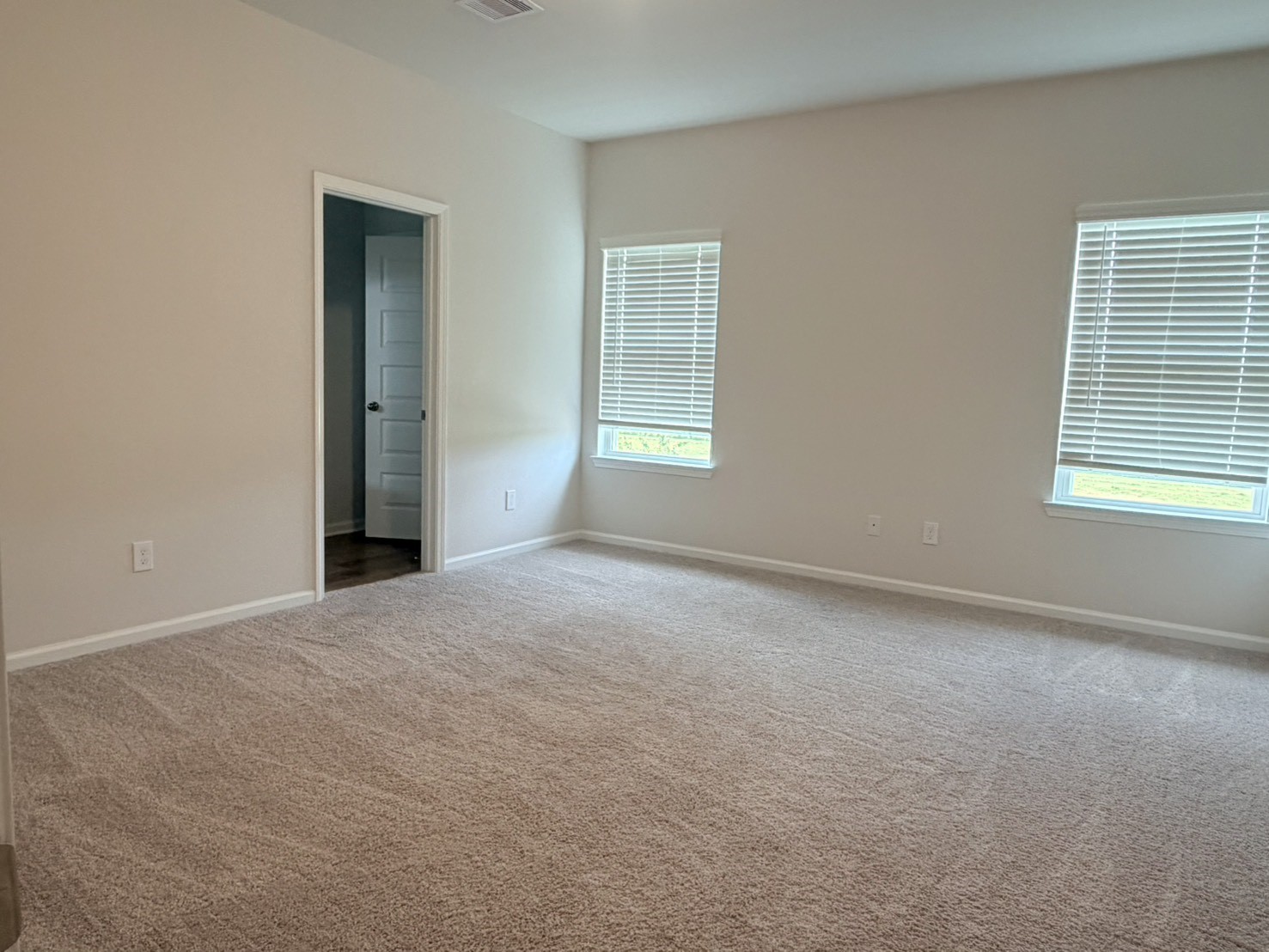 3323 Morning Fog Drive Property Photo 19