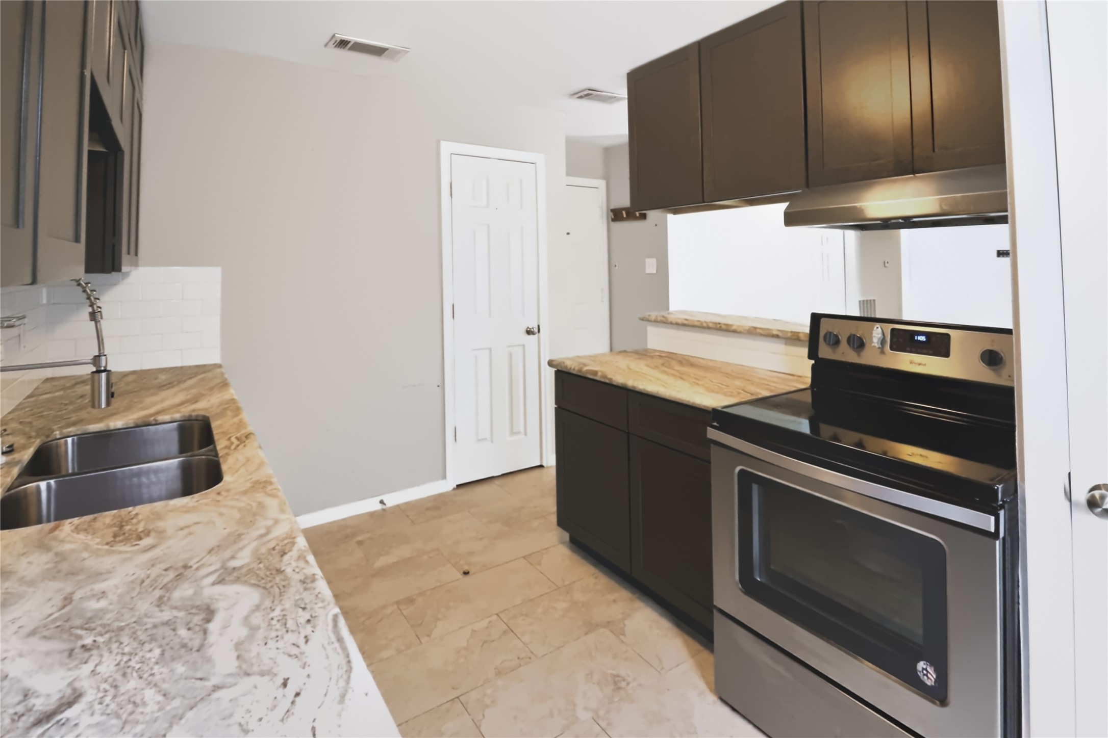 11930 Ashcroft Drive Property Photo 19