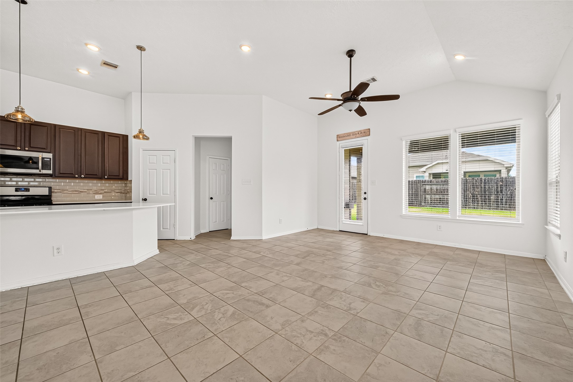 25518 Ramsey Heights Way Property Photo 5