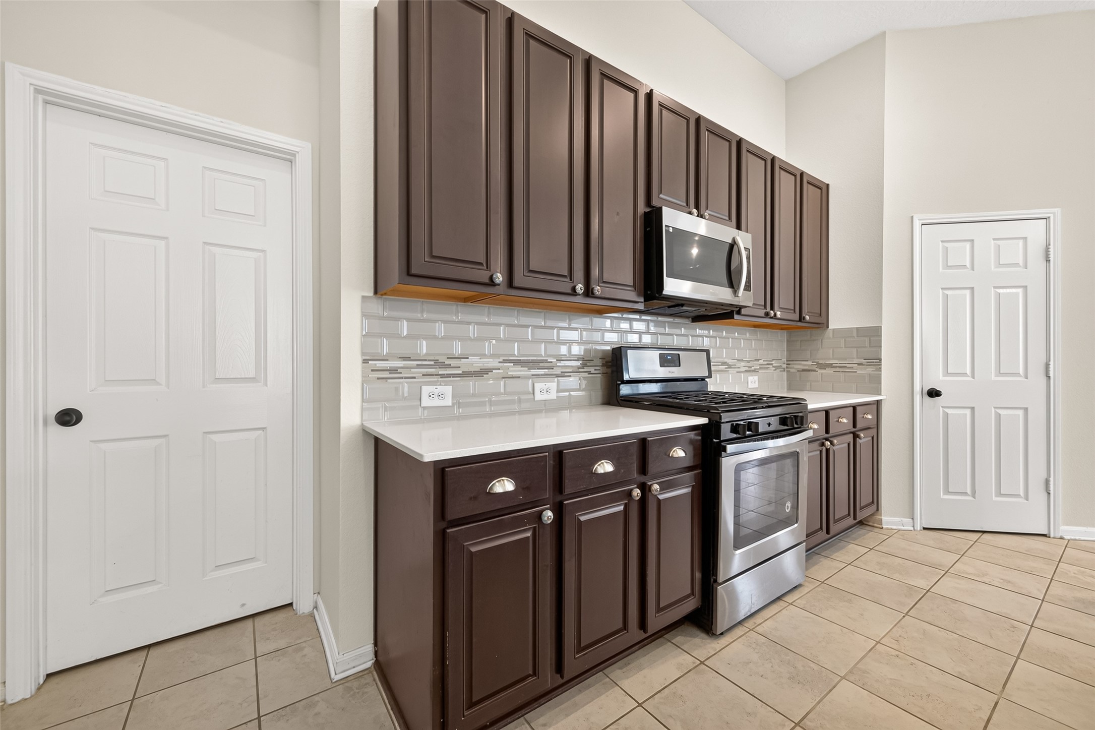 25518 Ramsey Heights Way Property Photo 9