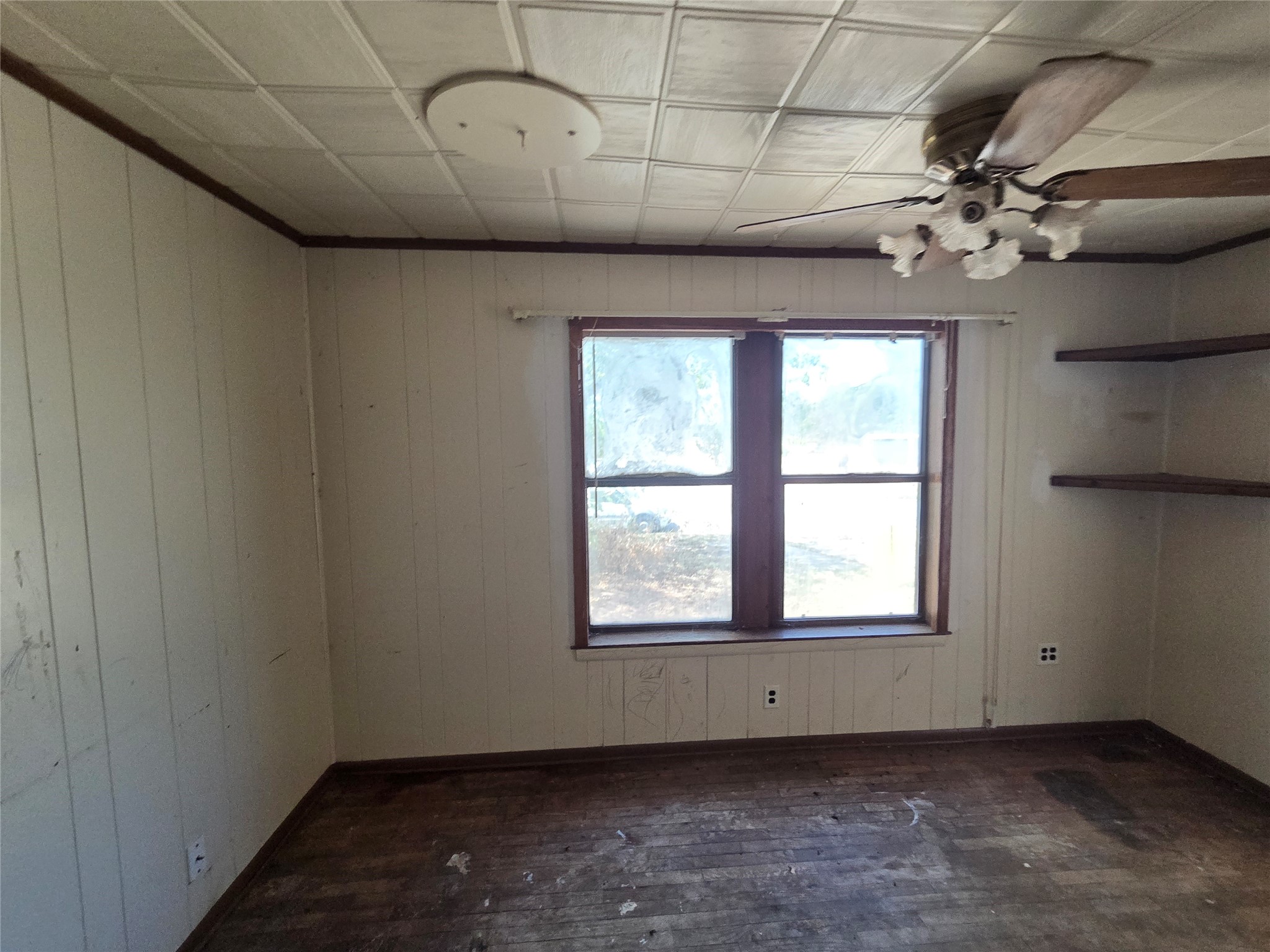 2205 Lucas Avenue Property Photo 6