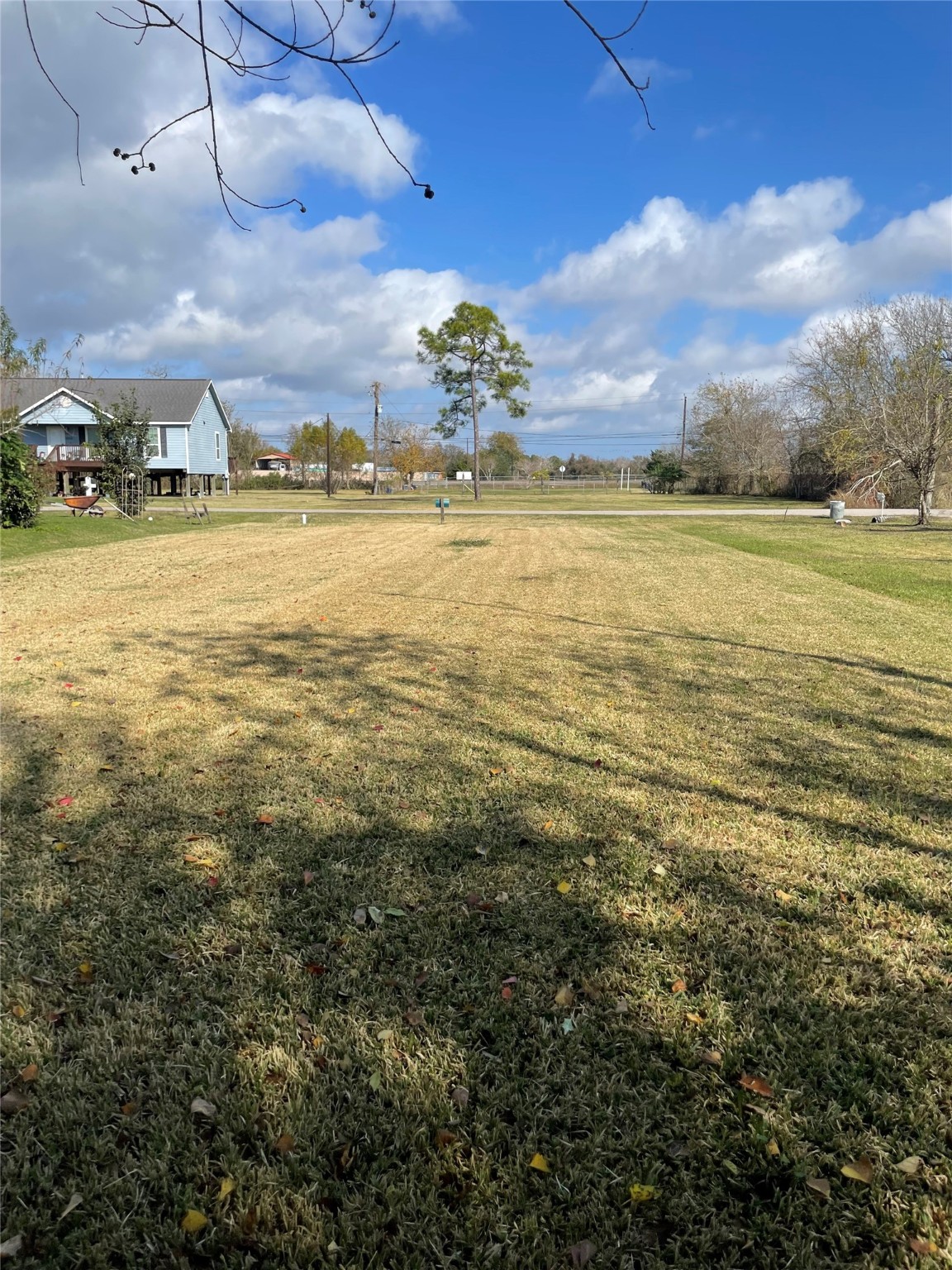 5817 Florida Avenue Property Photo 4