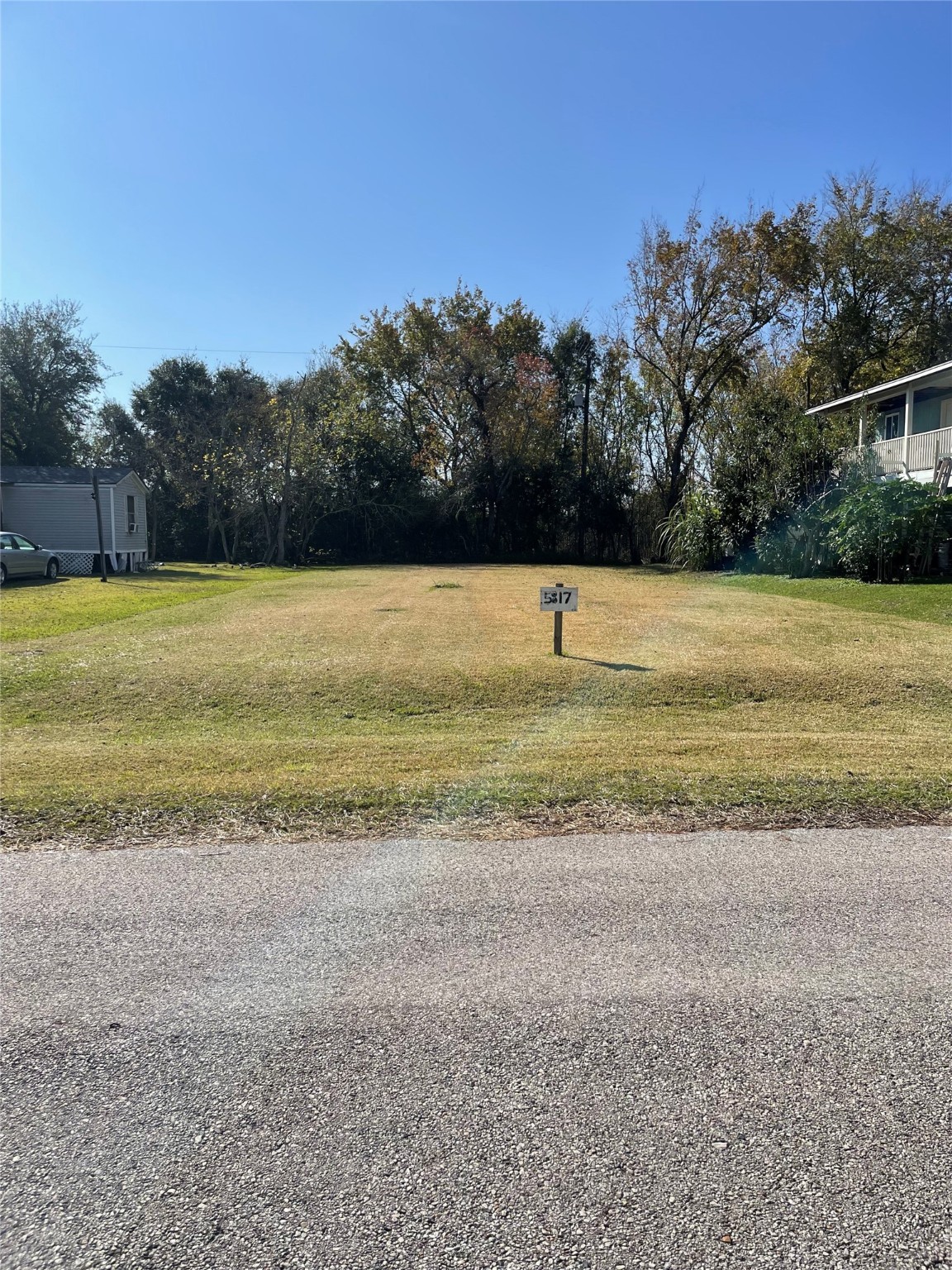 5817 Florida Avenue Property Photo 8