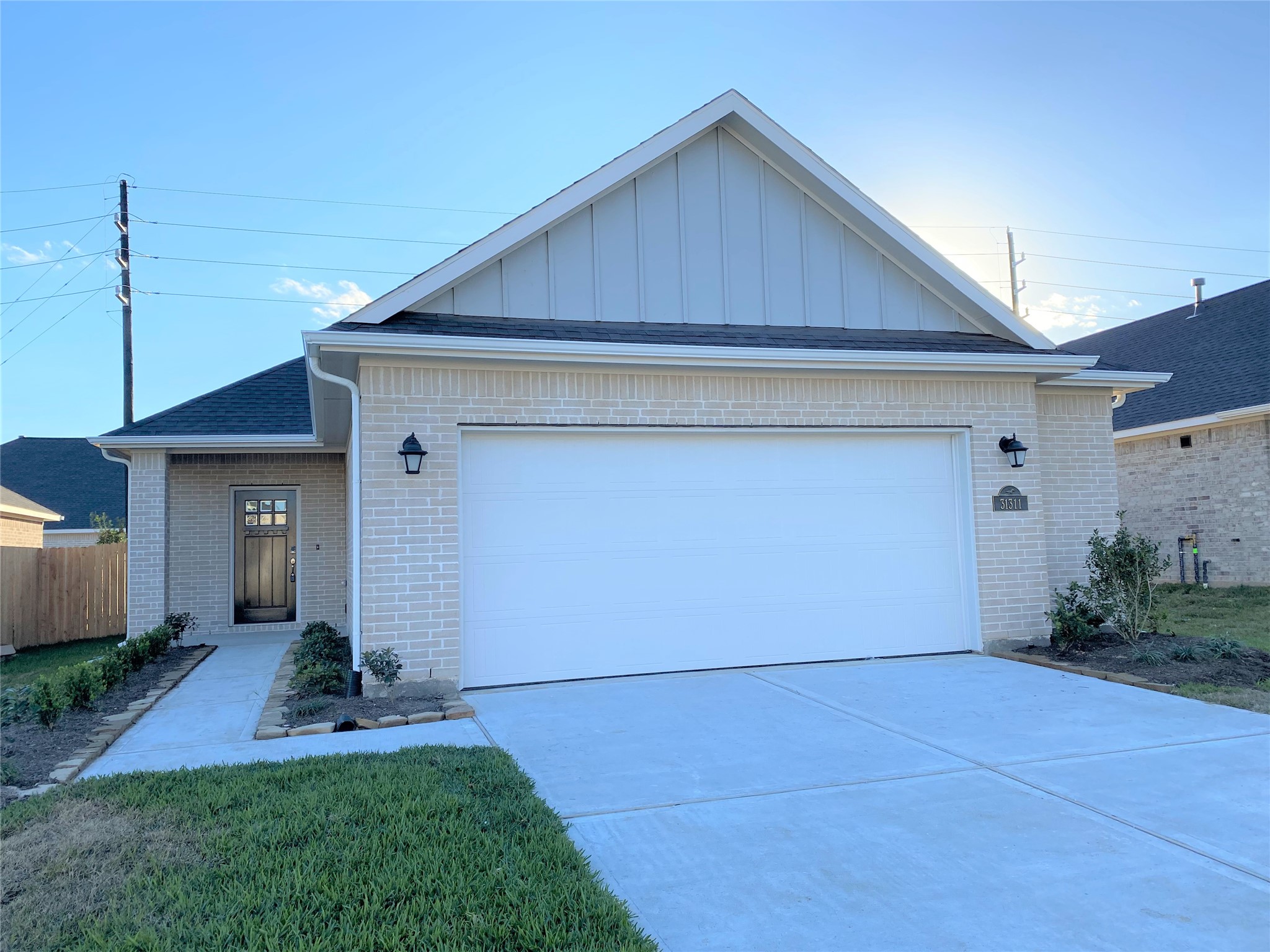 31311 Conover Drive Property Photo 1