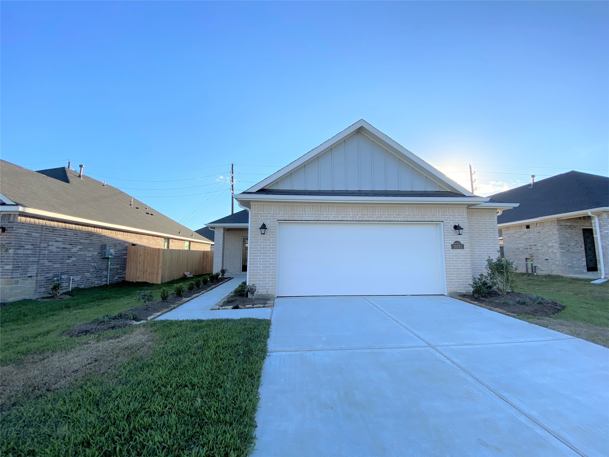 31311 Conover Drive Property Photo 2