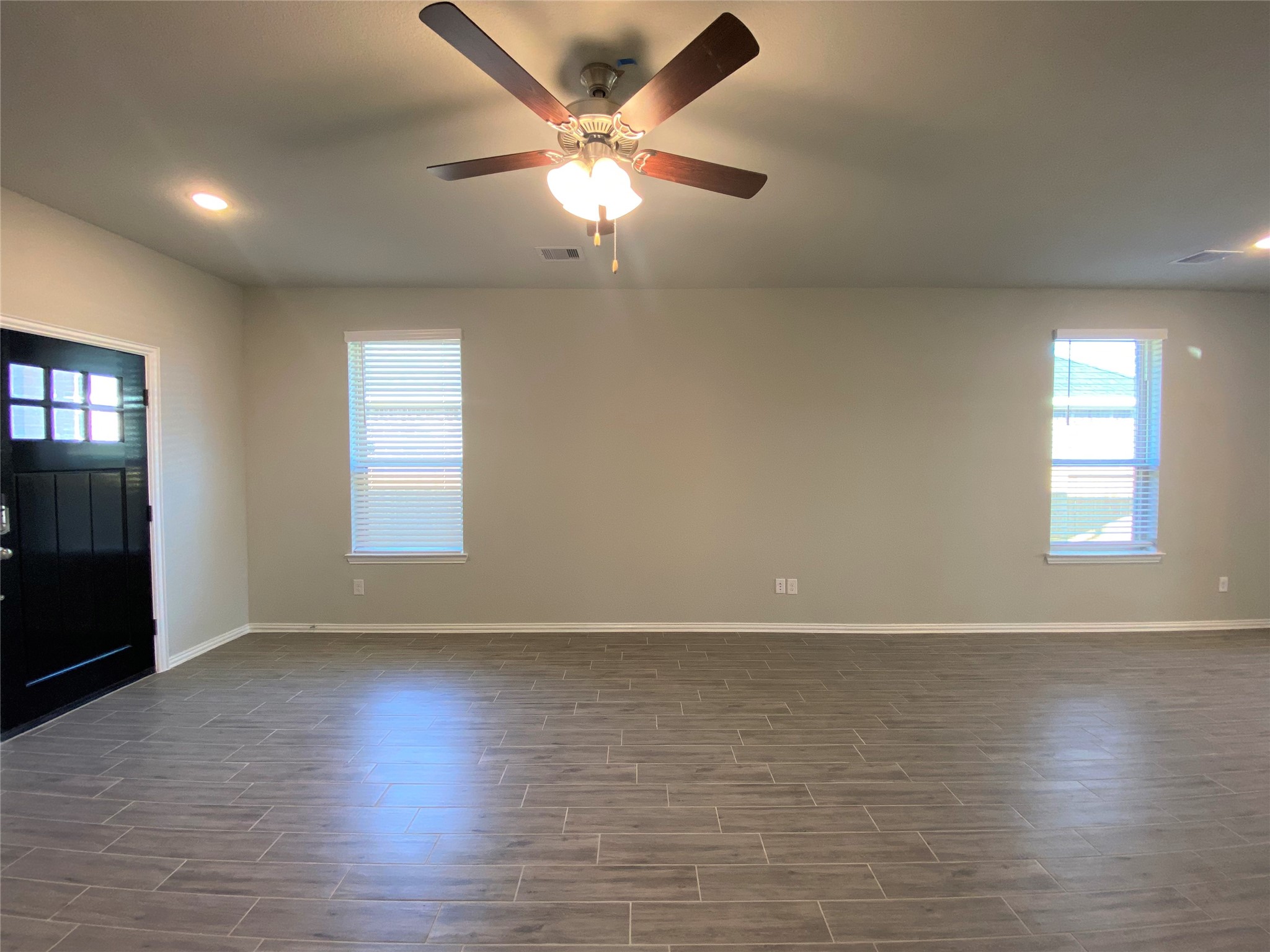 31311 Conover Drive Property Photo 3