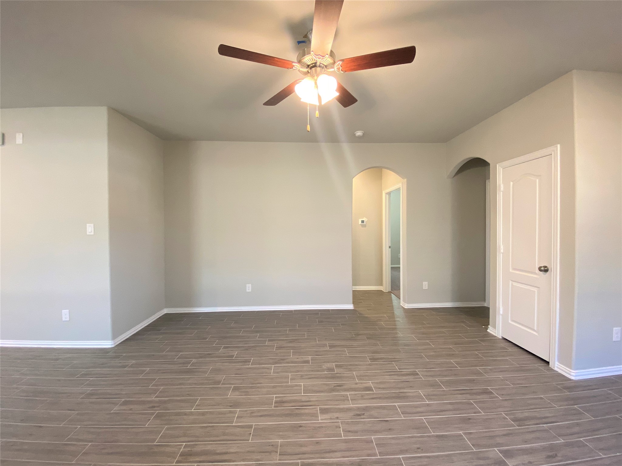 31311 Conover Drive Property Photo 4