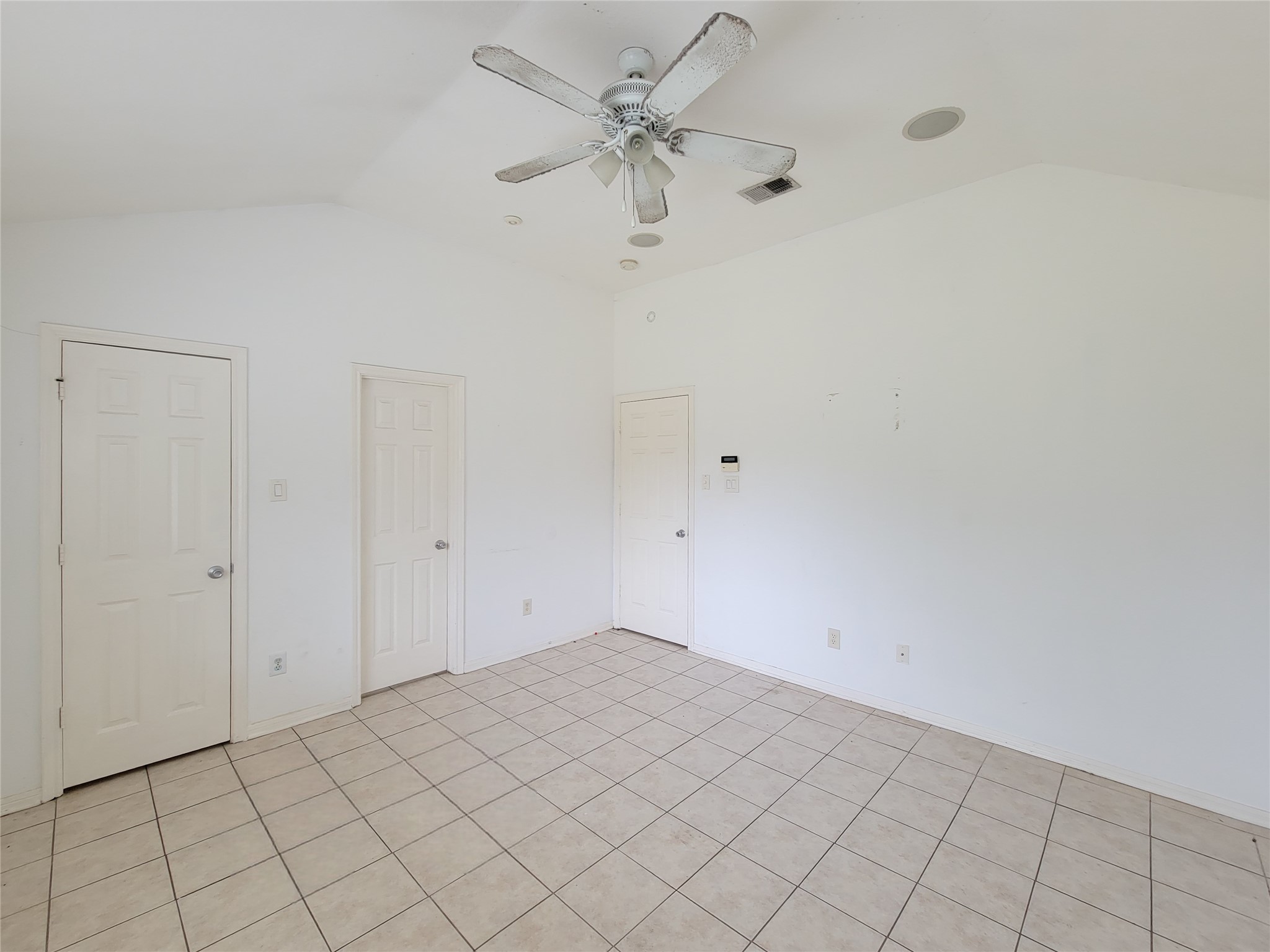 16006 Hiram Clarke Property Photo 23