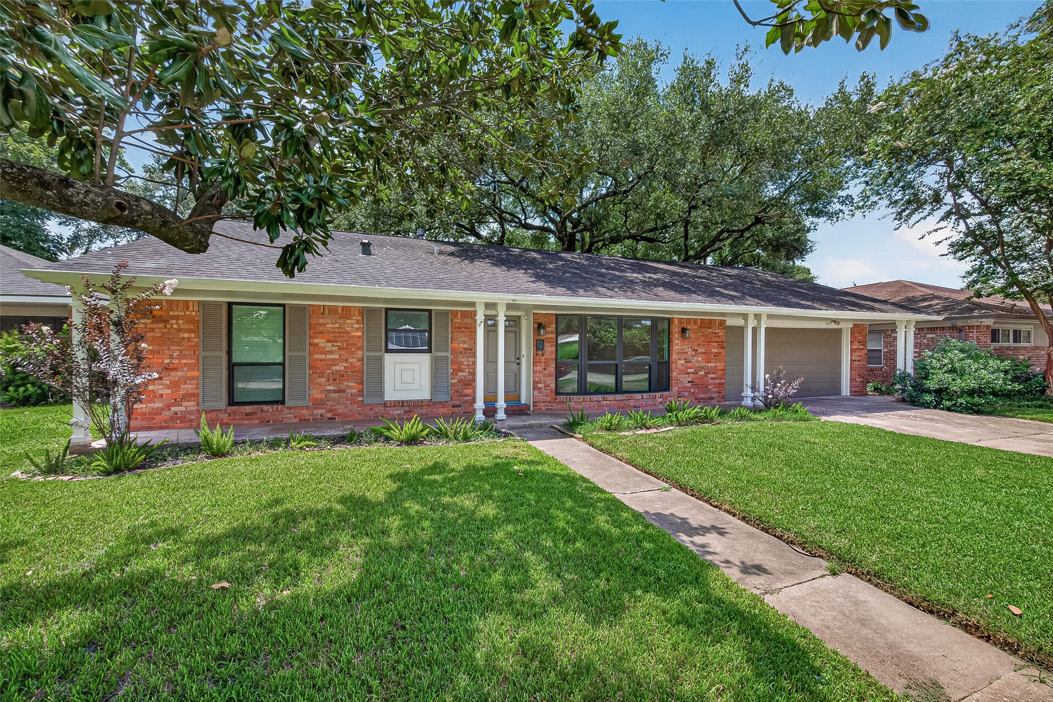4617 Waycross Drive Property Photo 1