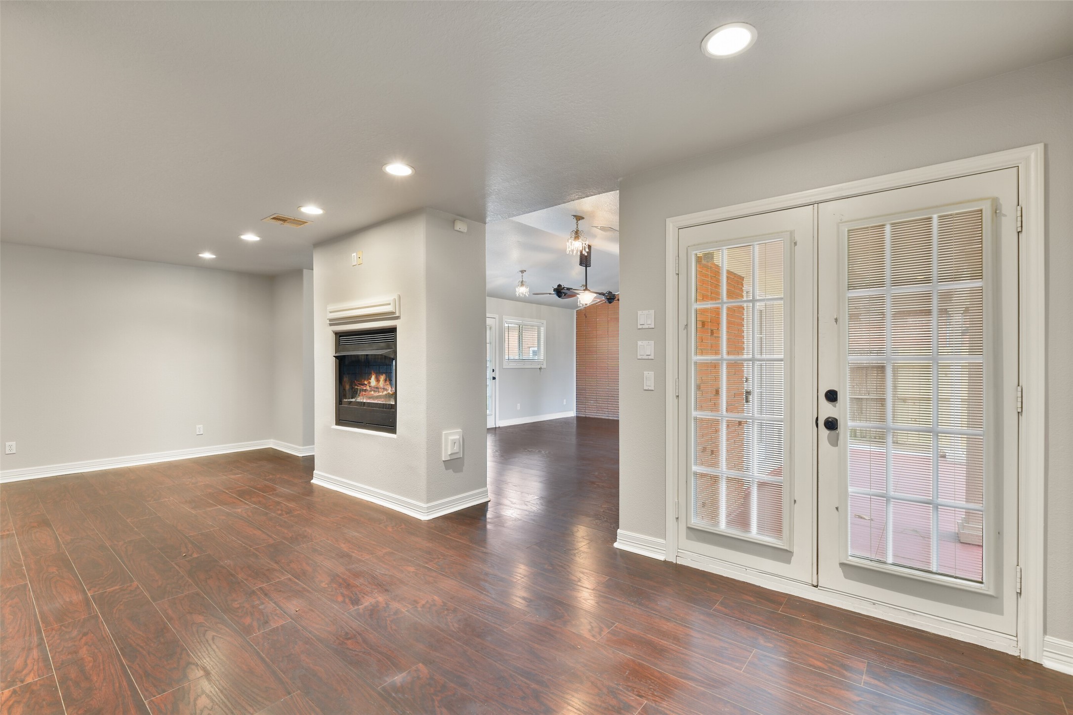 27 South Shore Drive Property Photo 5