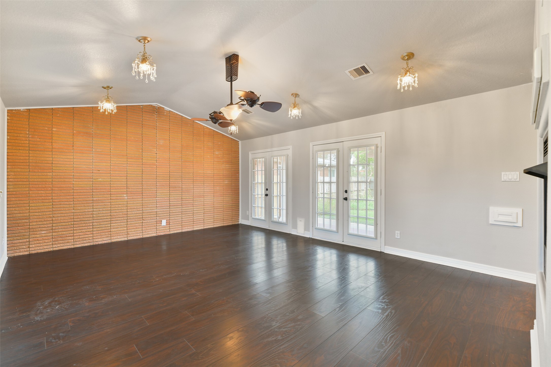27 South Shore Drive Property Photo 7