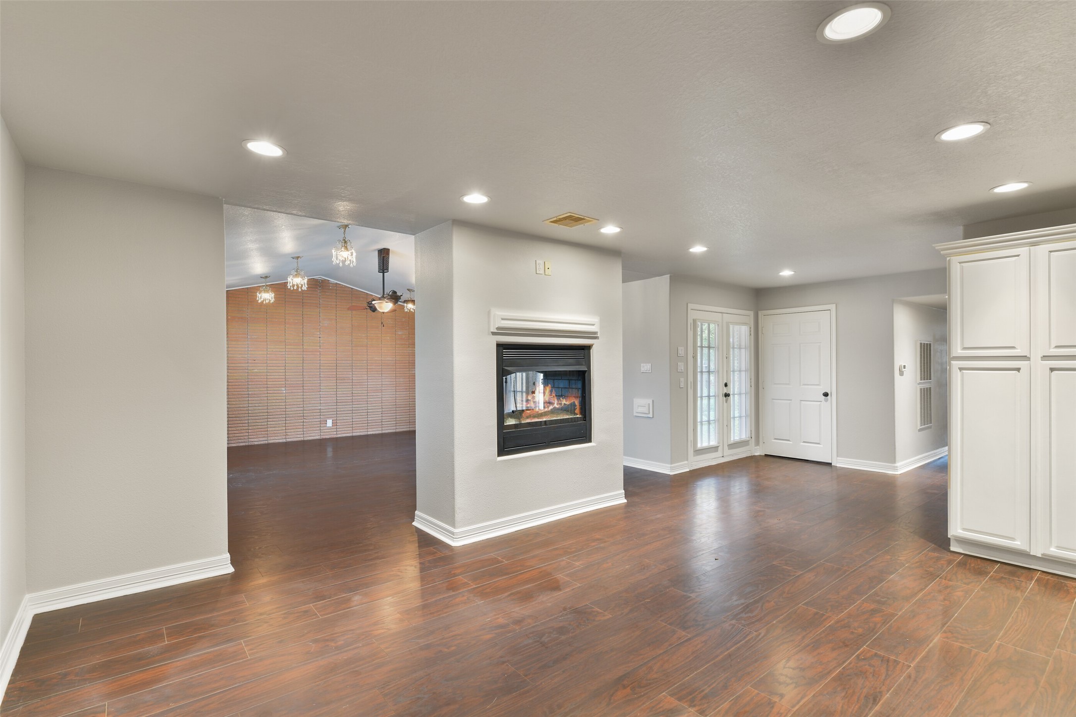 27 South Shore Drive Property Photo 10