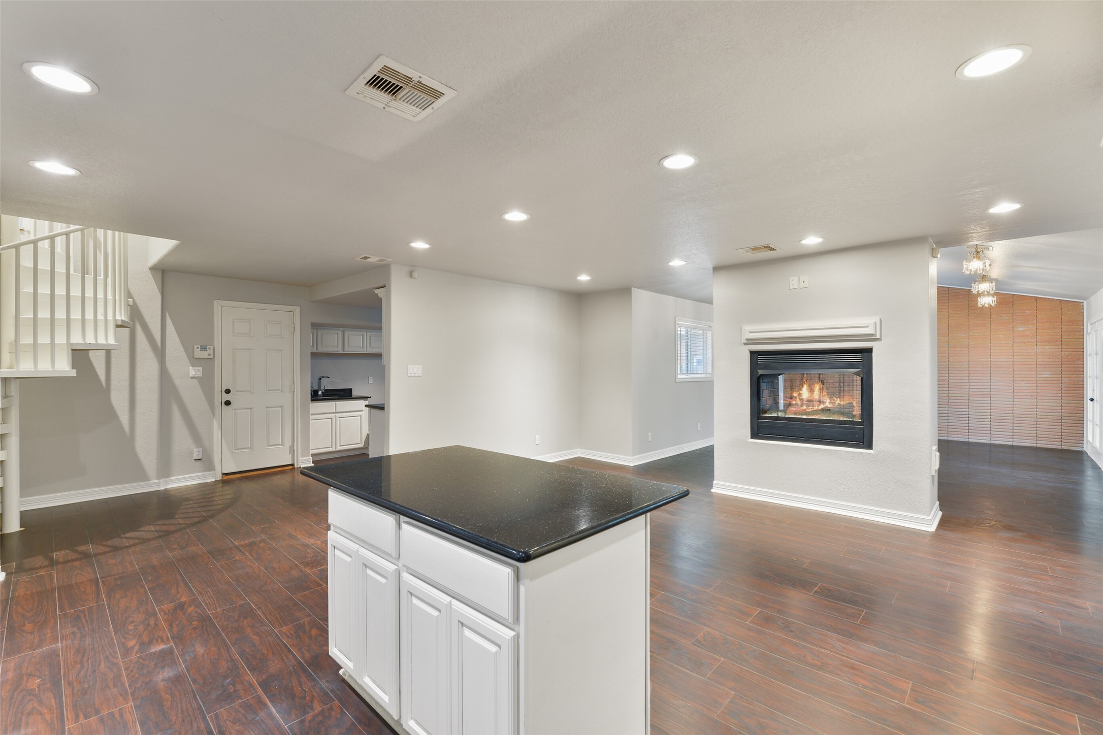 27 South Shore Drive Property Photo 15