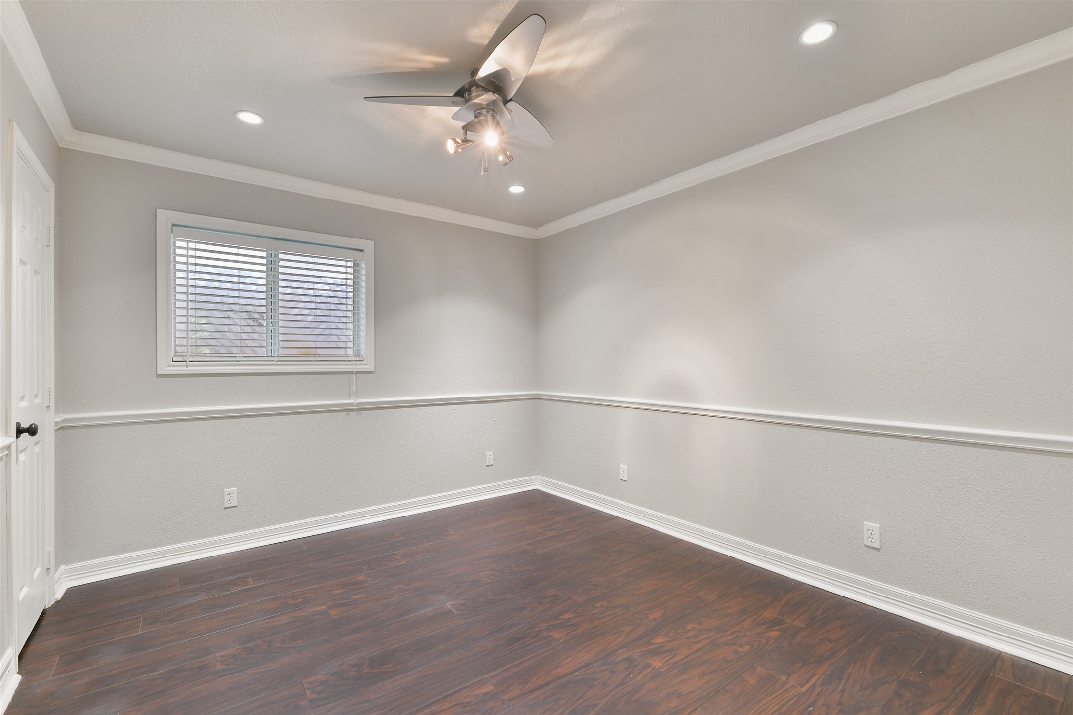 27 South Shore Drive Property Photo 20