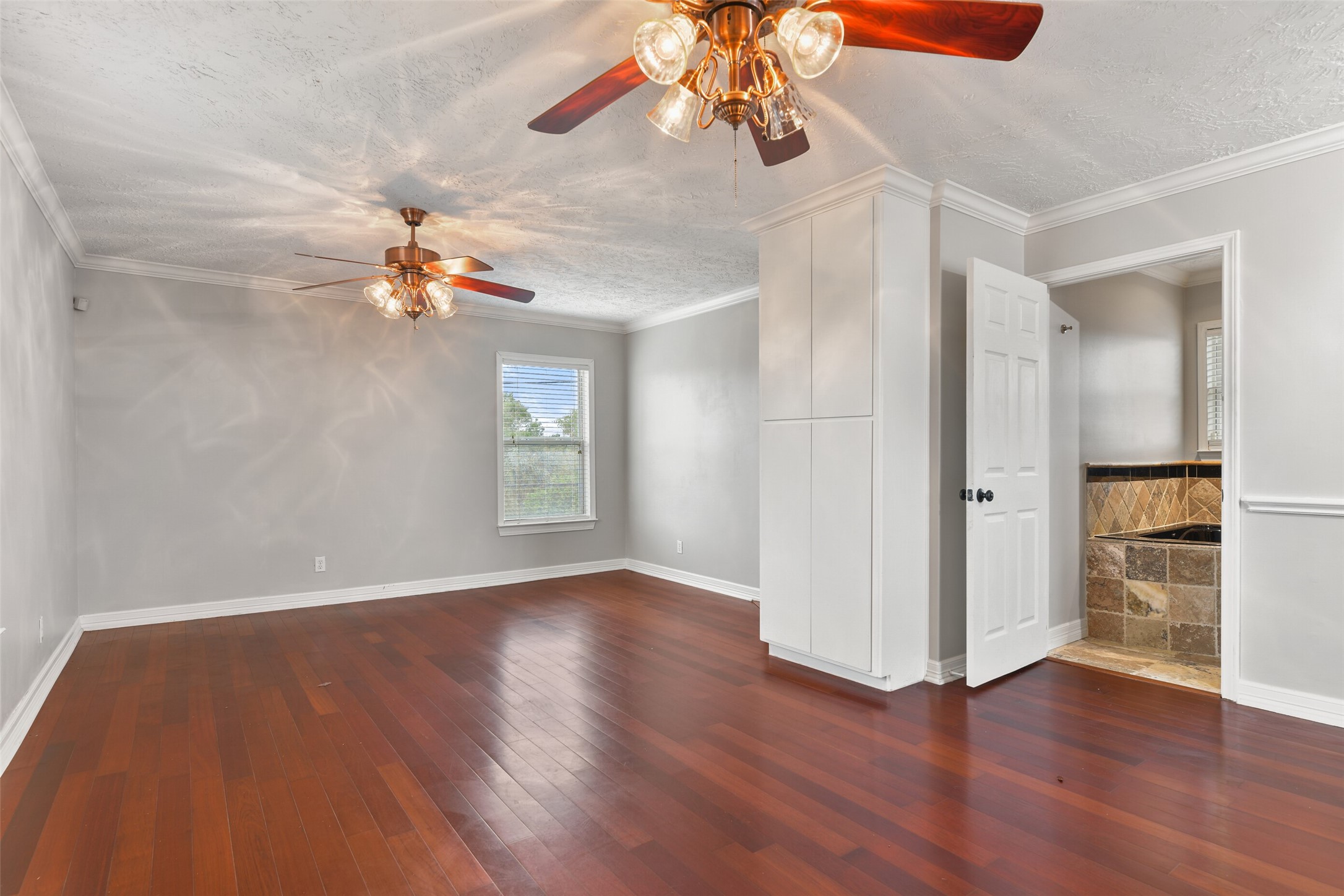 27 South Shore Drive Property Photo 26