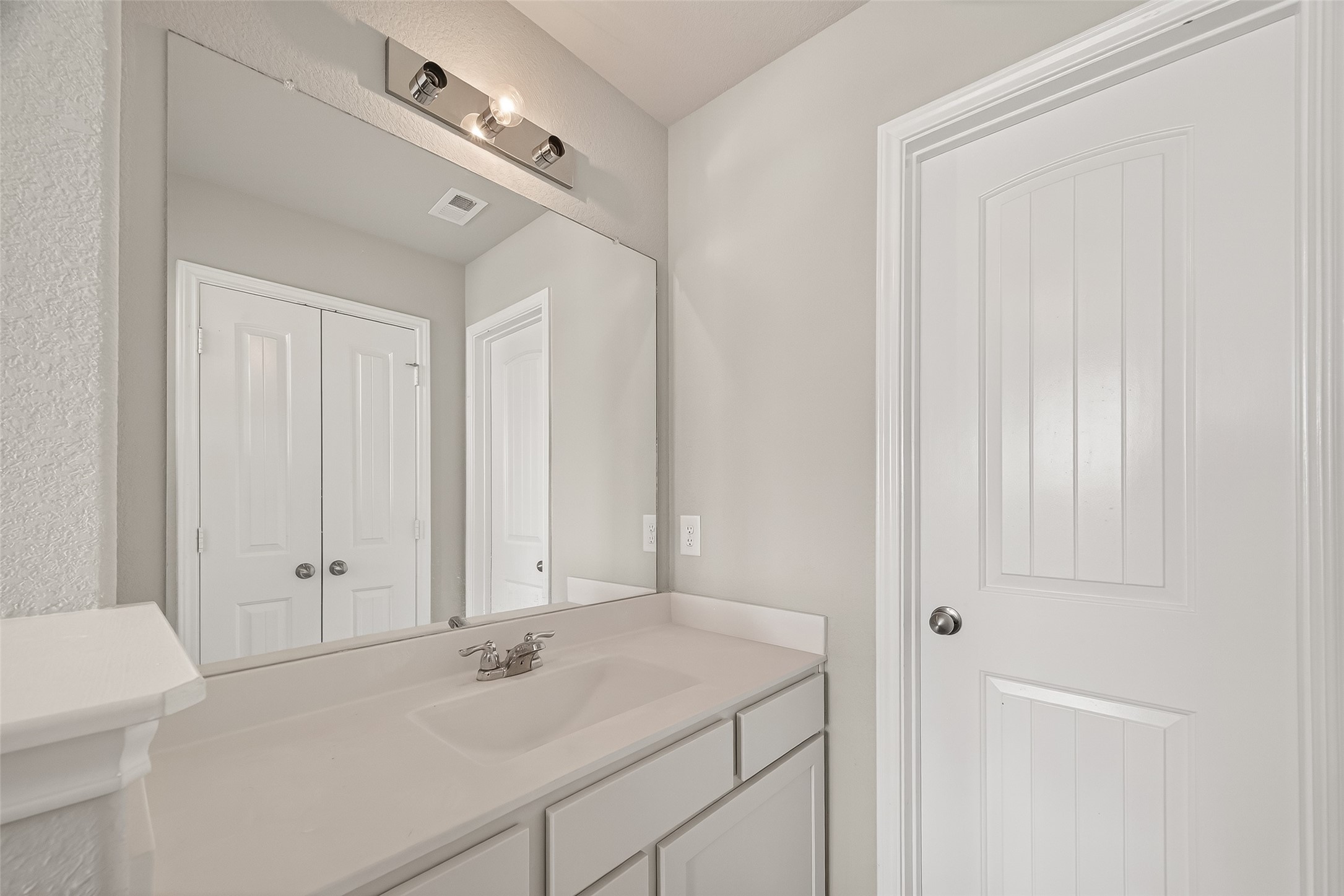 3723 Lake Varano Circle Property Photo 33