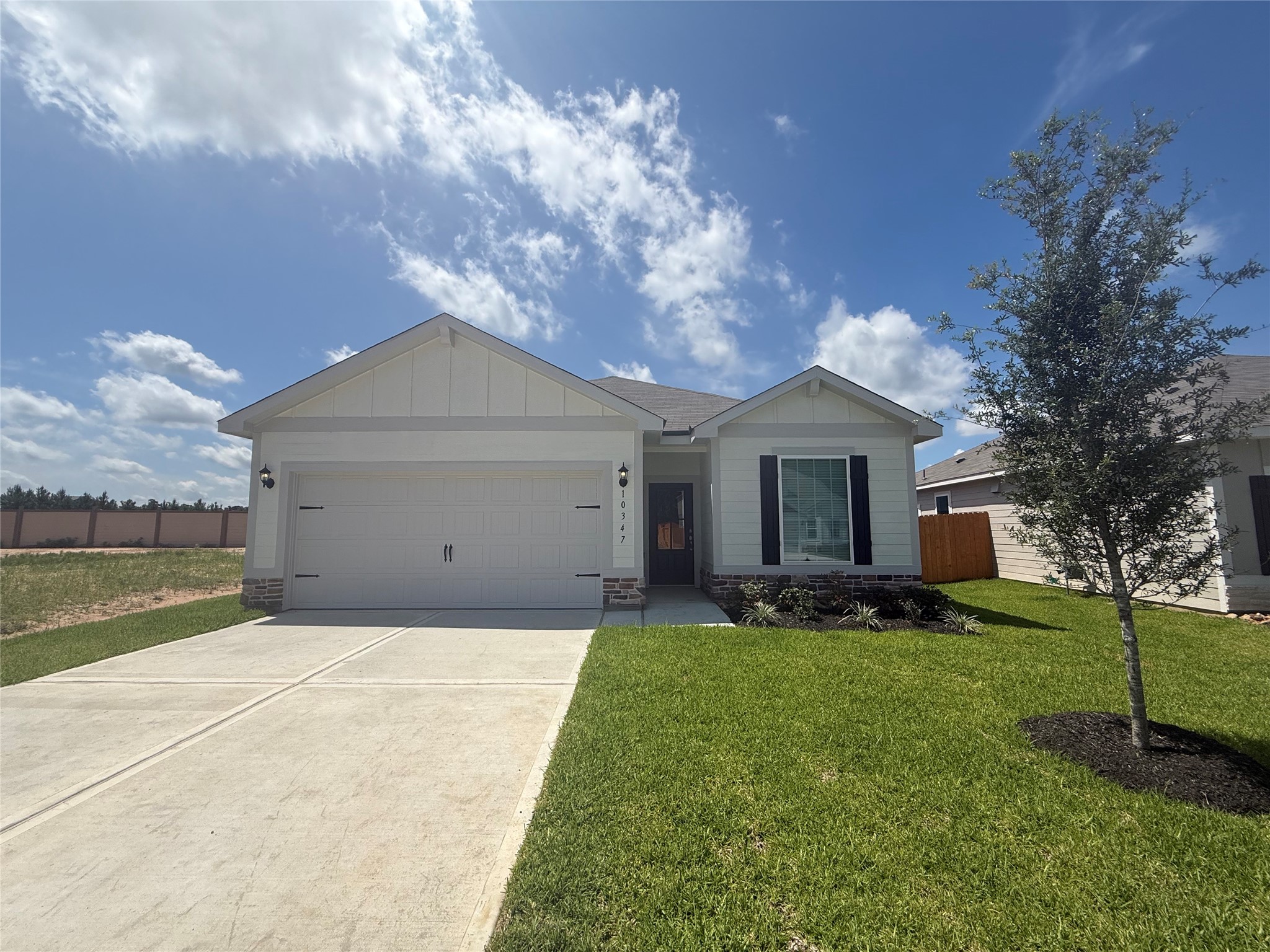 10347 Red Cardinal Drive Property Photo 1