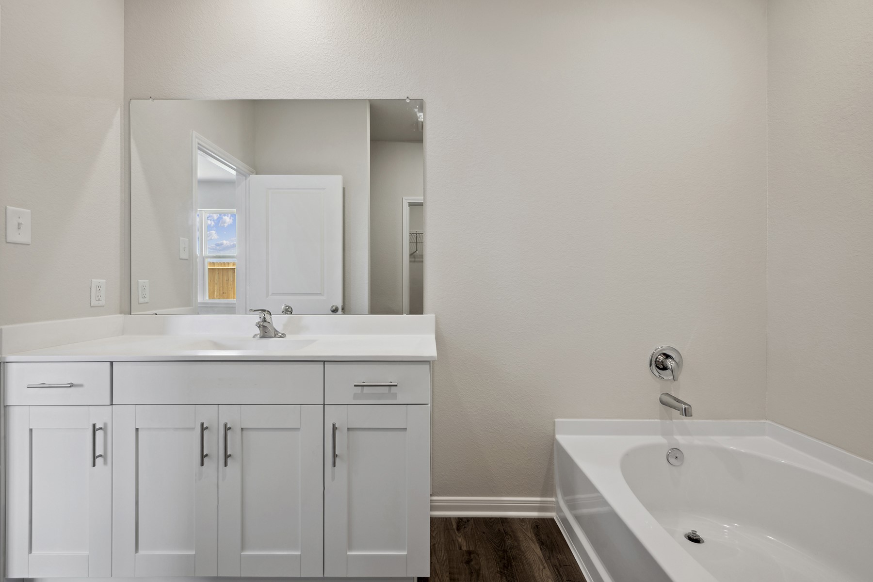 10347 Red Cardinal Drive Property Photo 14