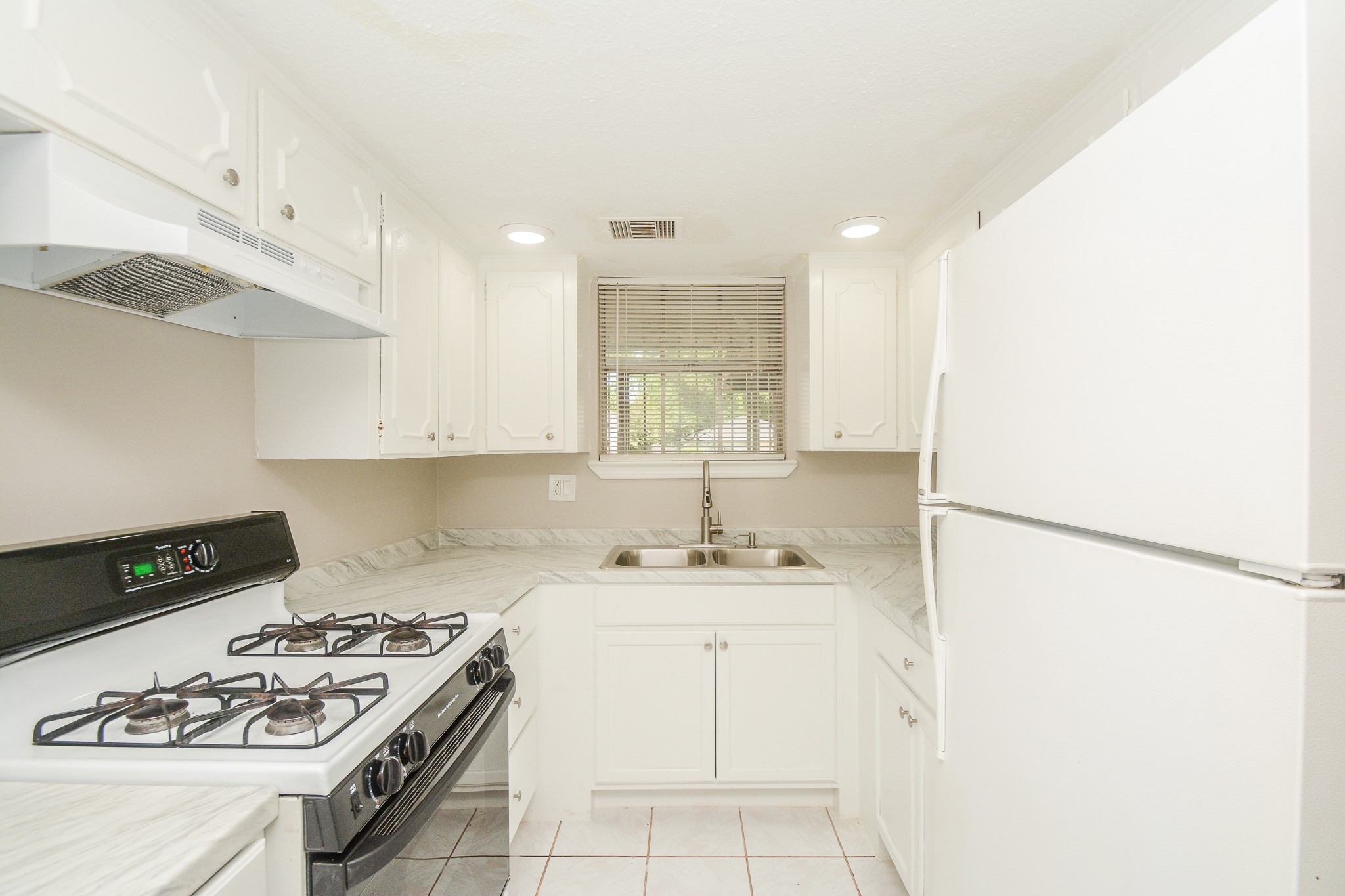 1339 Tarberry Road Property Photo 10