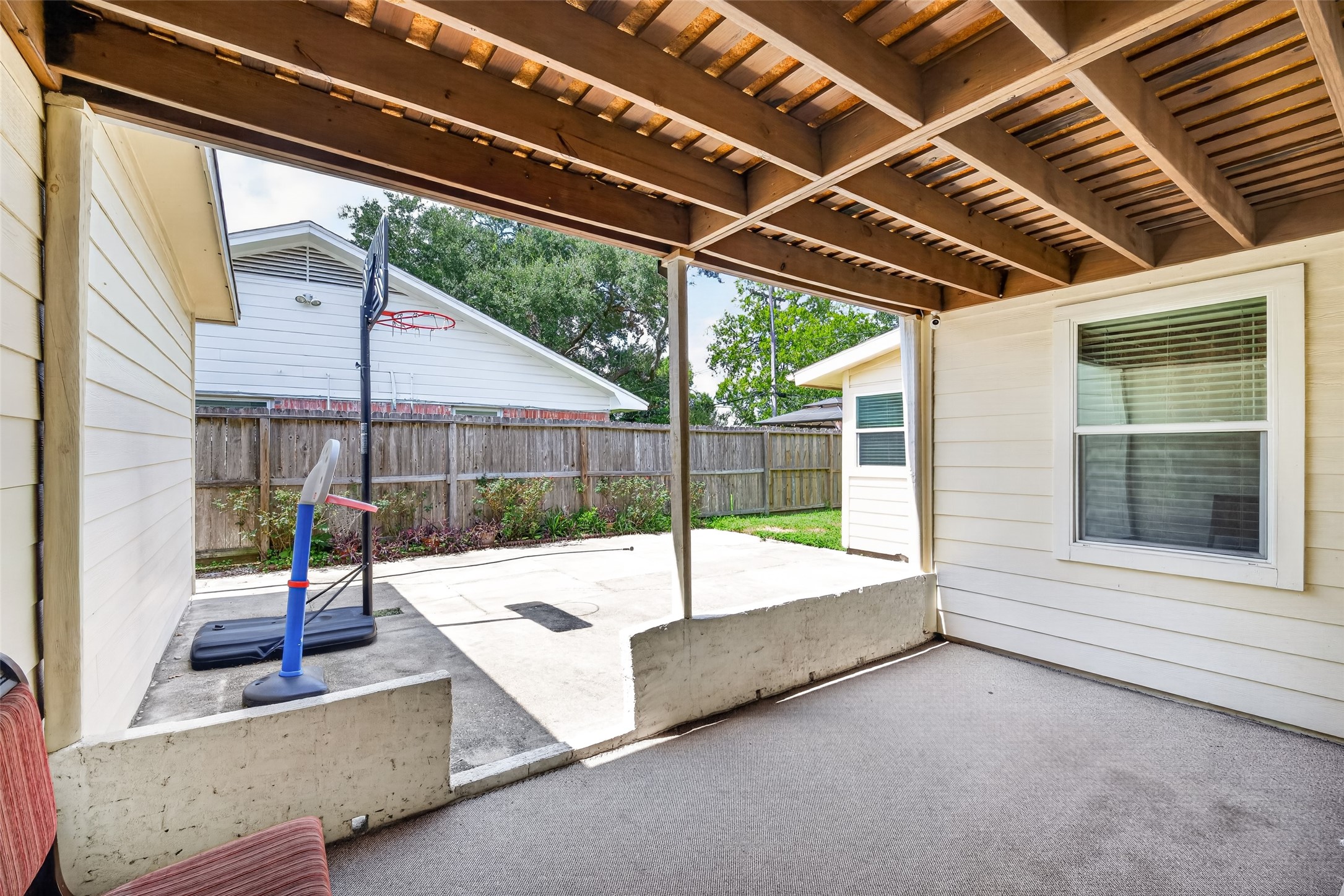 7002 Leader Street Property Photo 41
