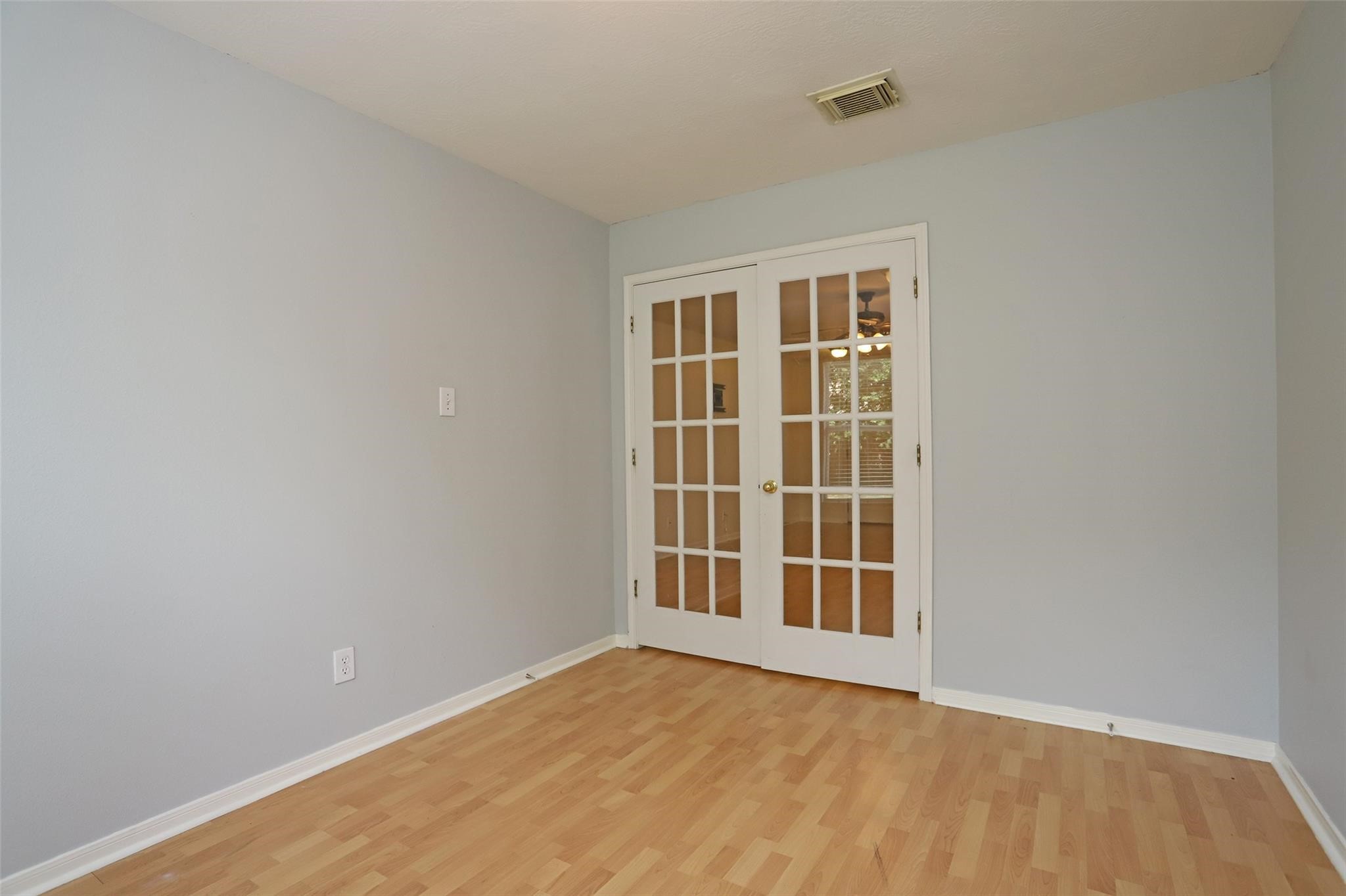7518 Drifting Willow Court Property Photo 8