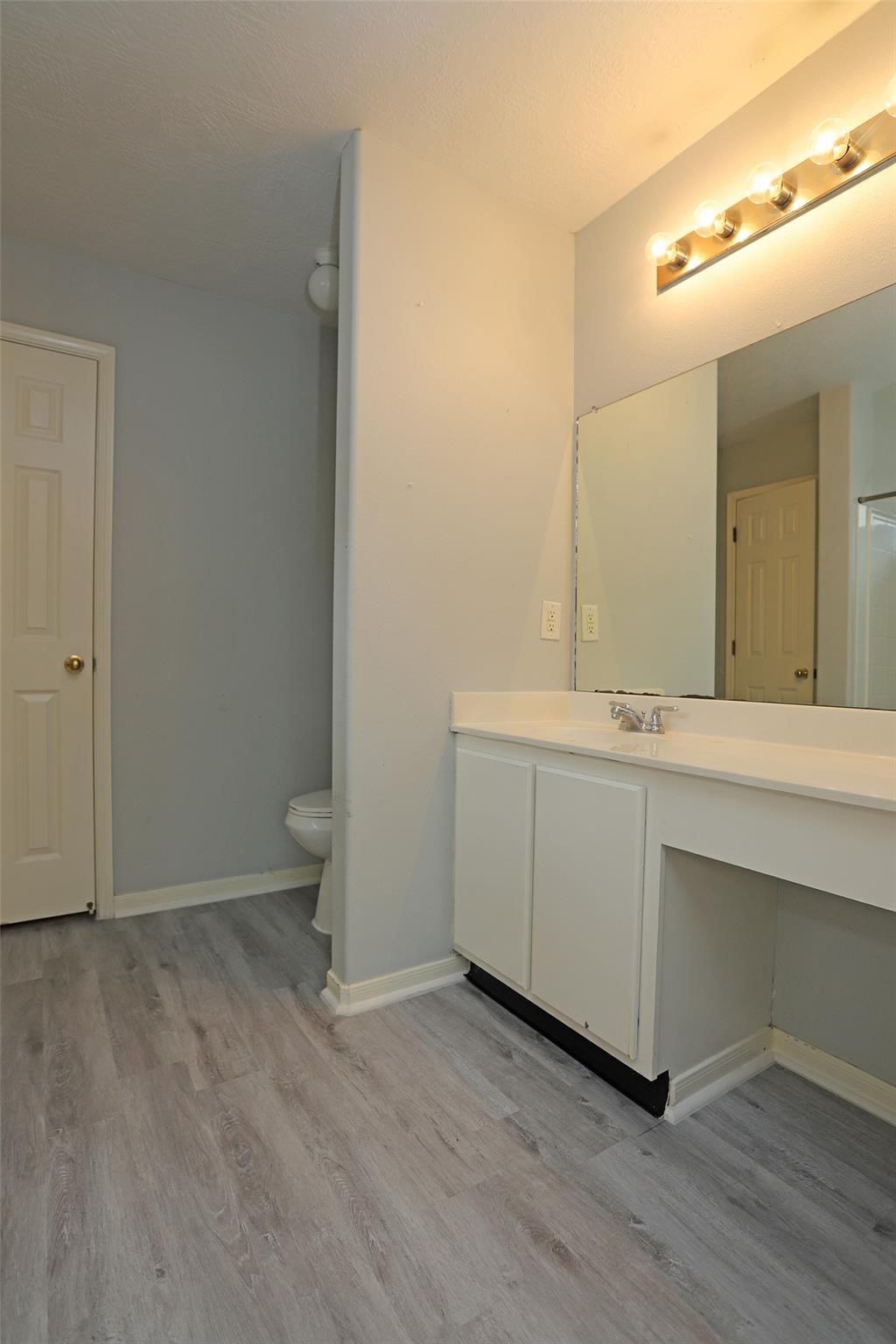 7518 Drifting Willow Court Property Photo 16