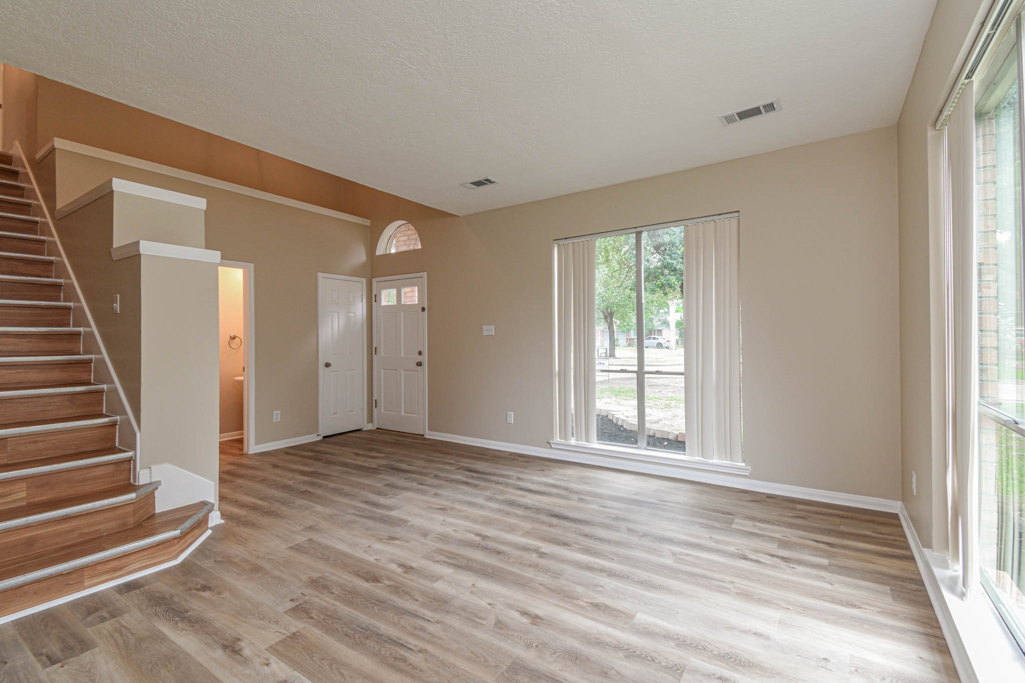 9523 Tallow Tree Drive Property Photo 9