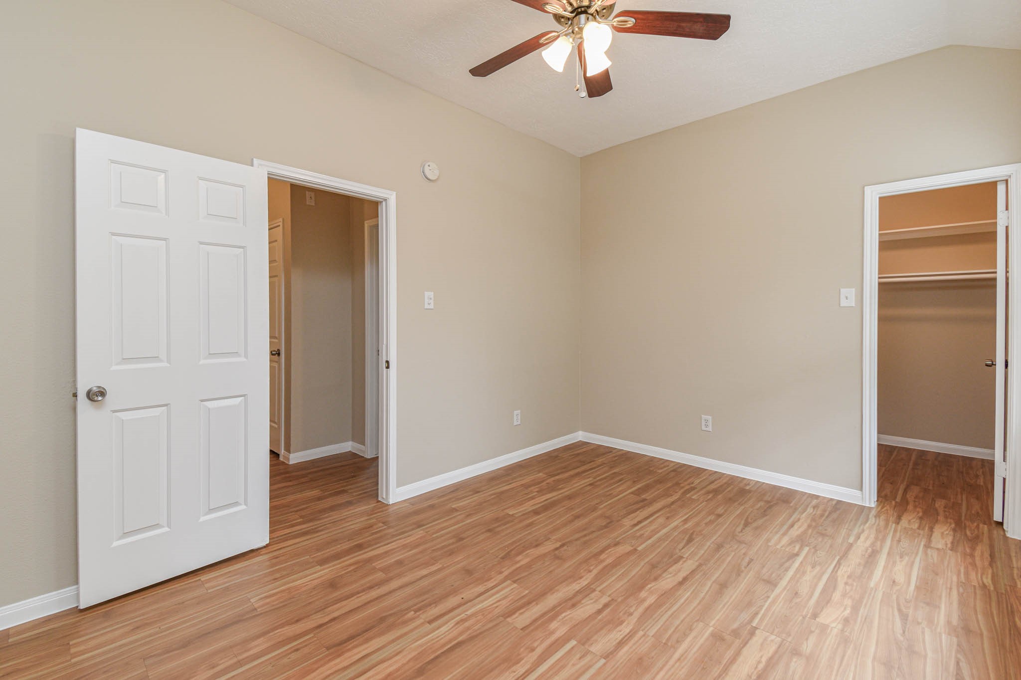 9523 Tallow Tree Drive Property Photo 12