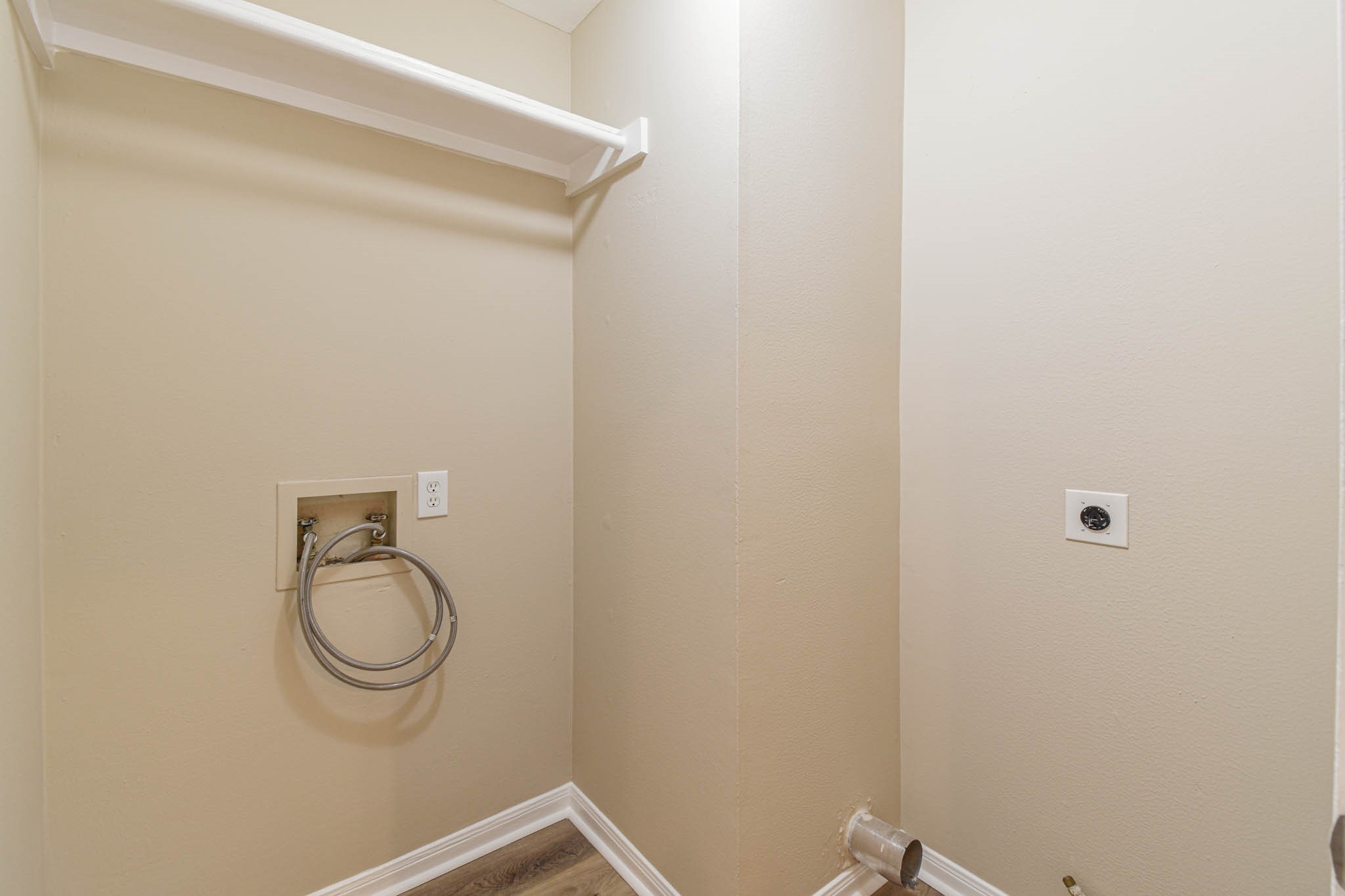 9523 Tallow Tree Drive Property Photo 15