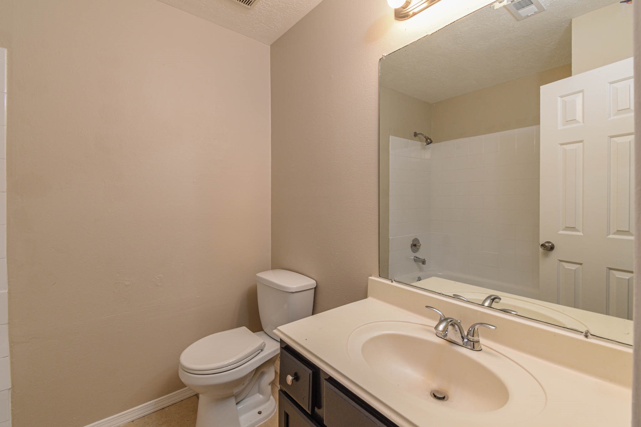 9523 Tallow Tree Drive Property Photo 16