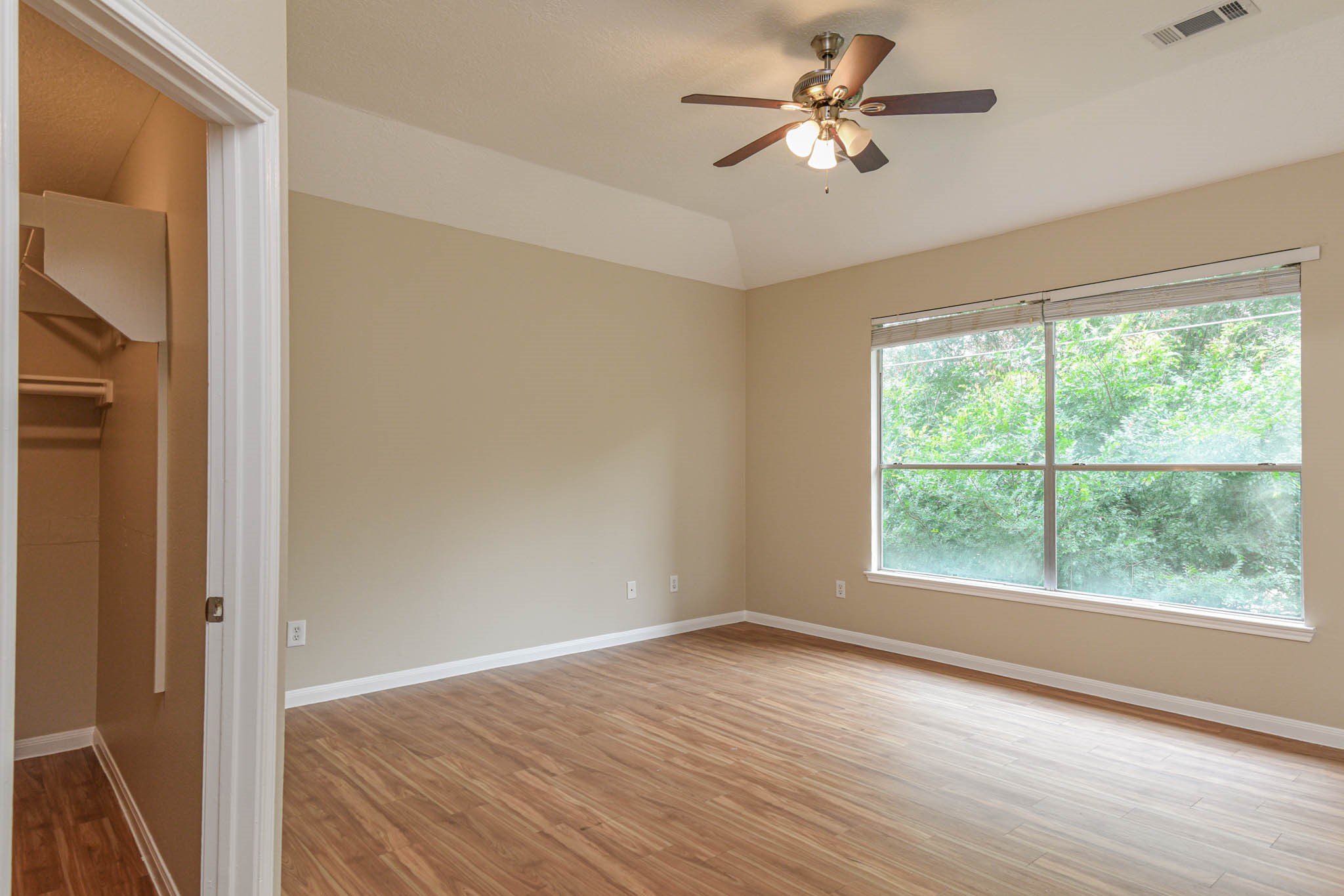 9523 Tallow Tree Drive Property Photo 17