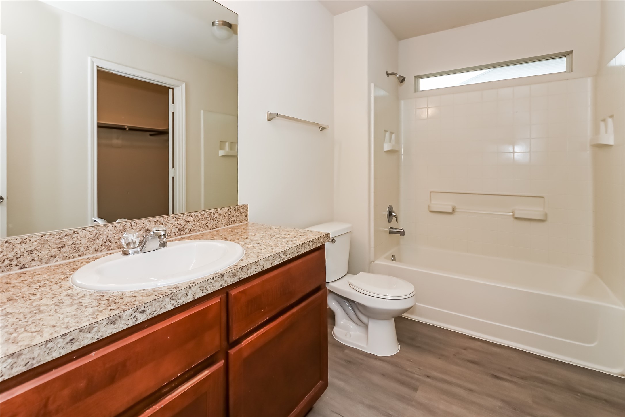 5627 Plantation Forest Drive Property Photo 9