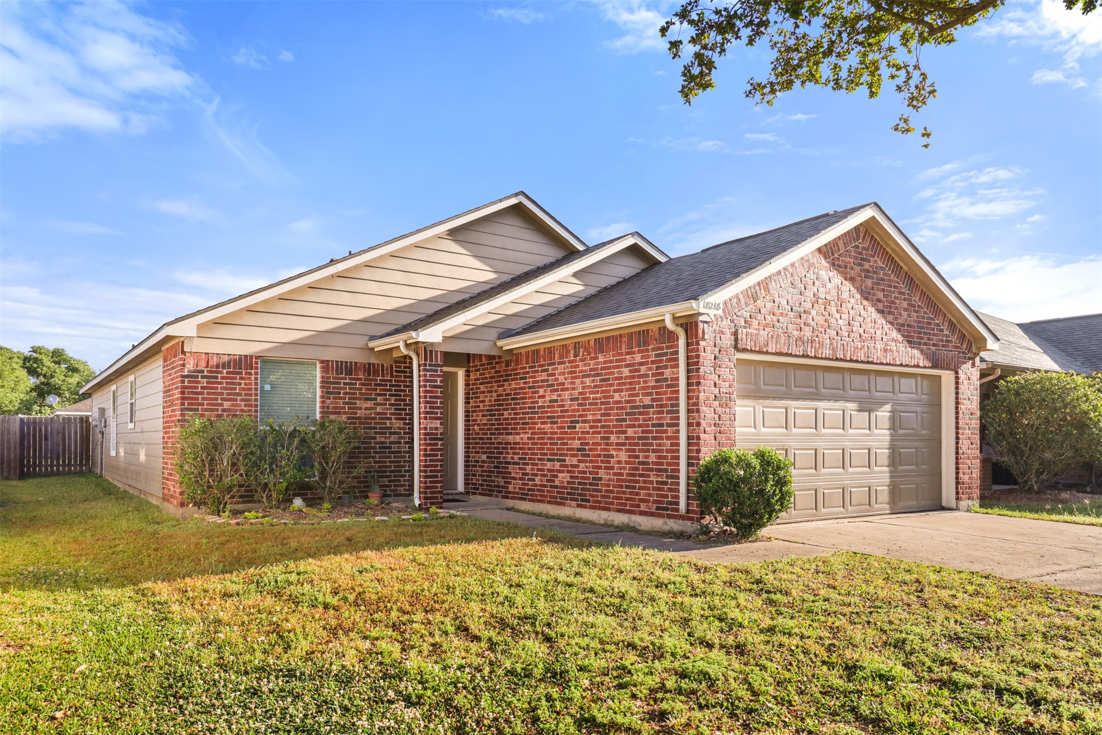 18218 Wild Orchid Drive Property Photo 2