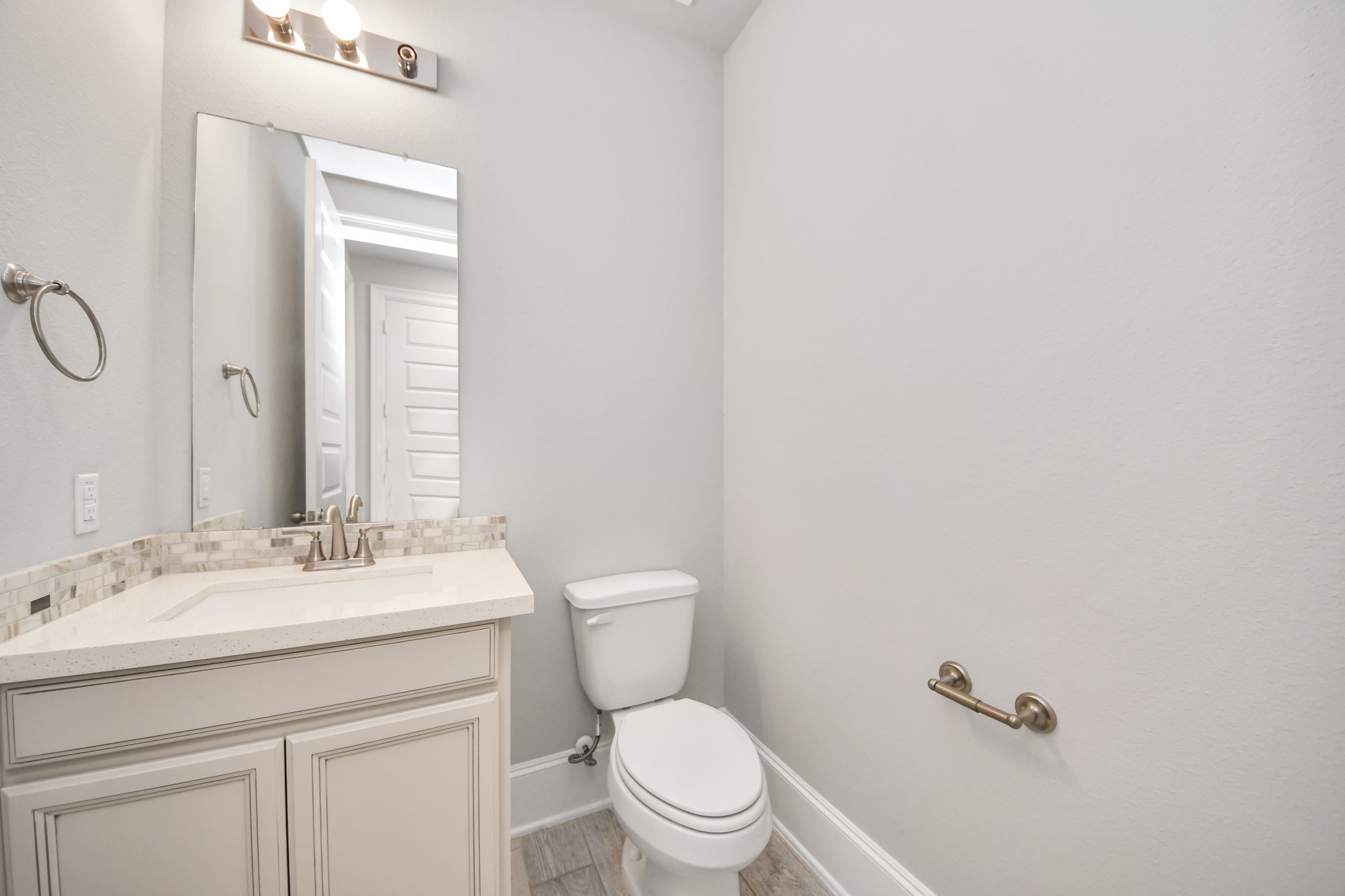 6006 Dovetail Cliff Court Property Photo 22