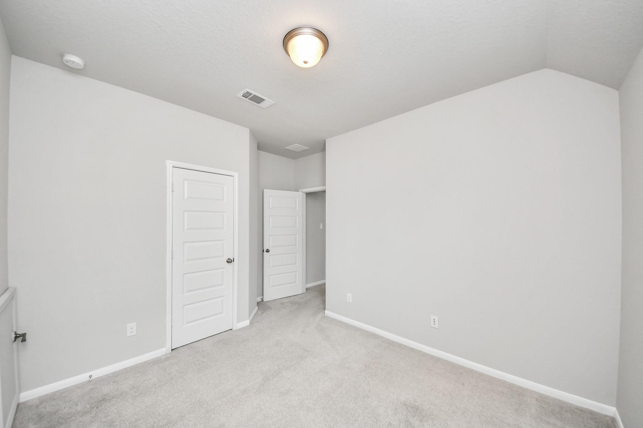 6006 Dovetail Cliff Court Property Photo 28