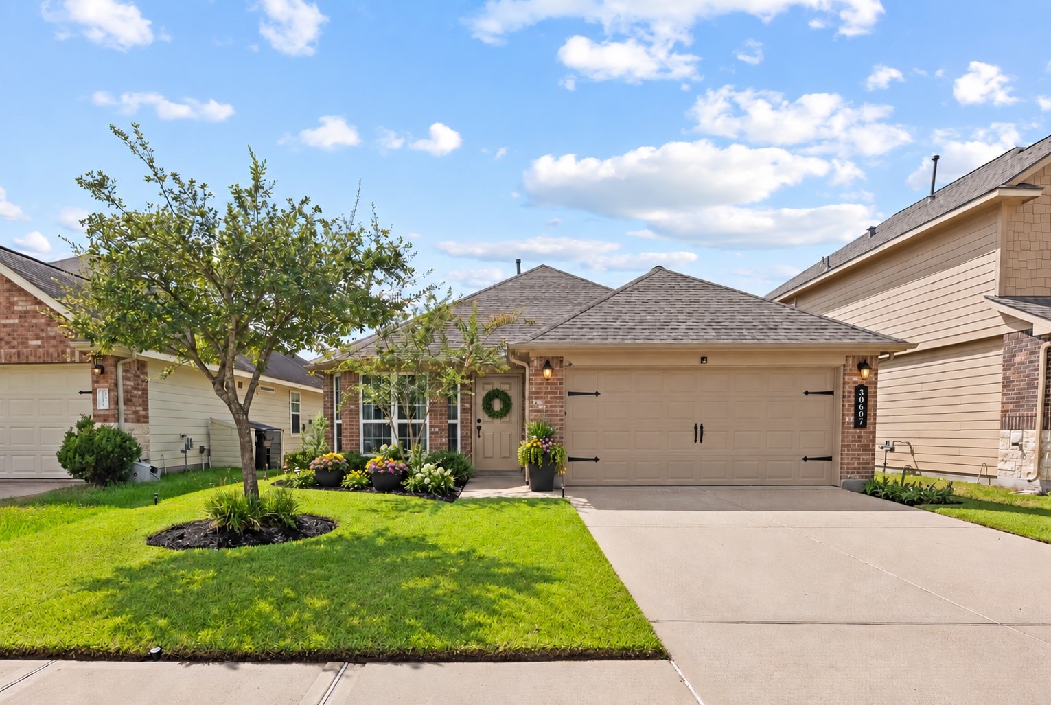 30607 Lavender Trace Drive Property Photo 1