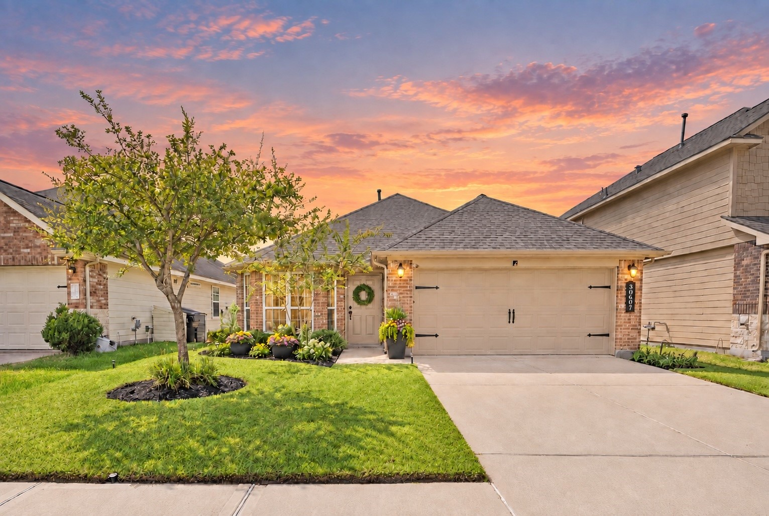 30607 Lavender Trace Drive Property Photo 1