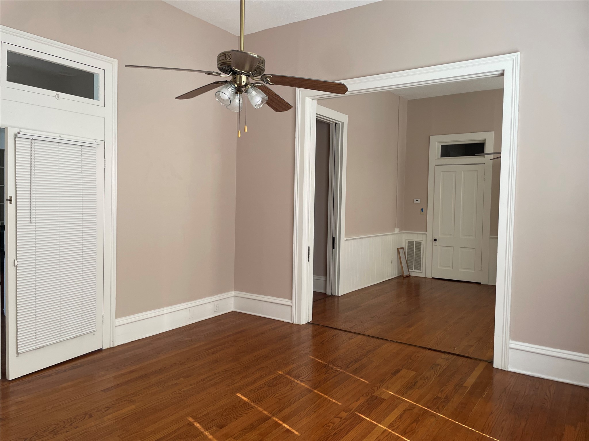 1909 Broadway Street Up Property Photo 25
