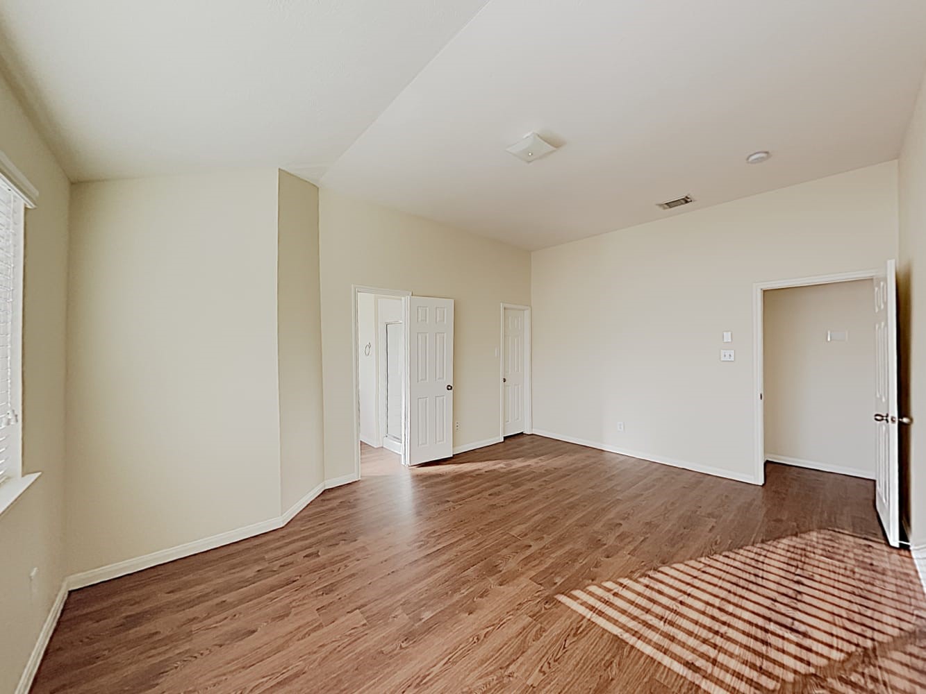 6002 Deep South Drive Property Photo 8