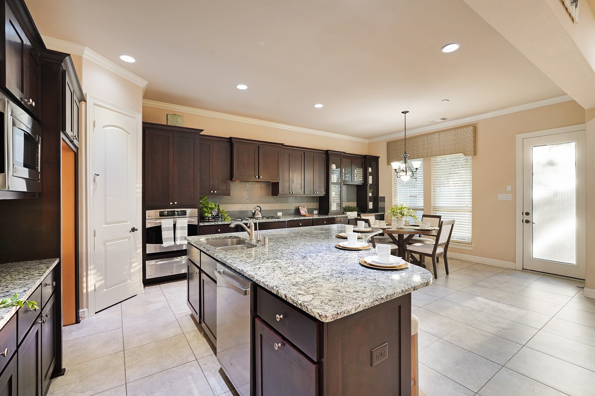 3102 Barrons Way Property Photo 13