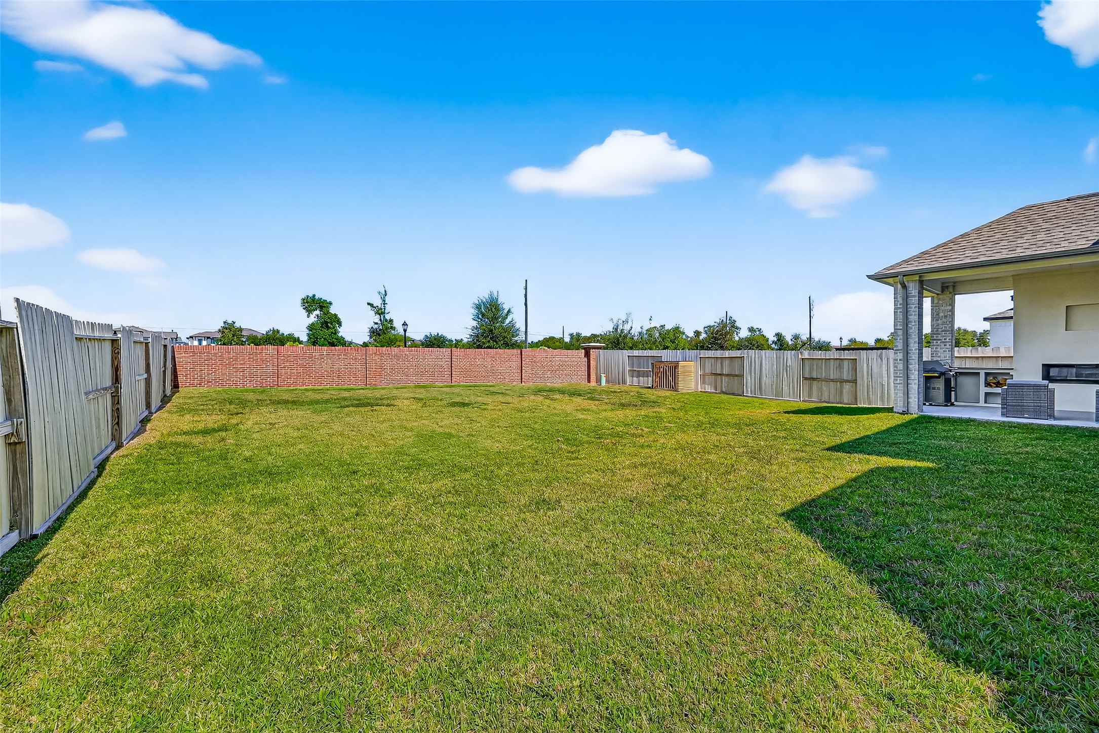 9019 Bayou Spring Court Property Photo 43