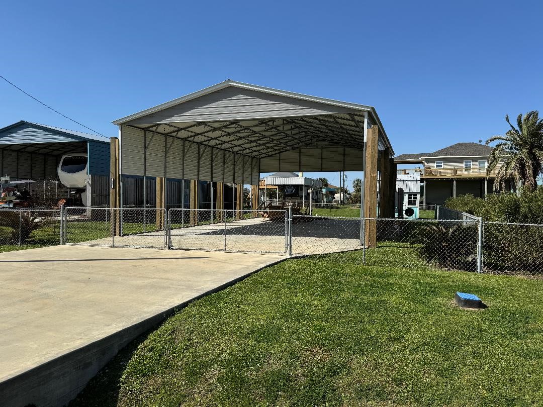 927 S East Road Property Photo 1