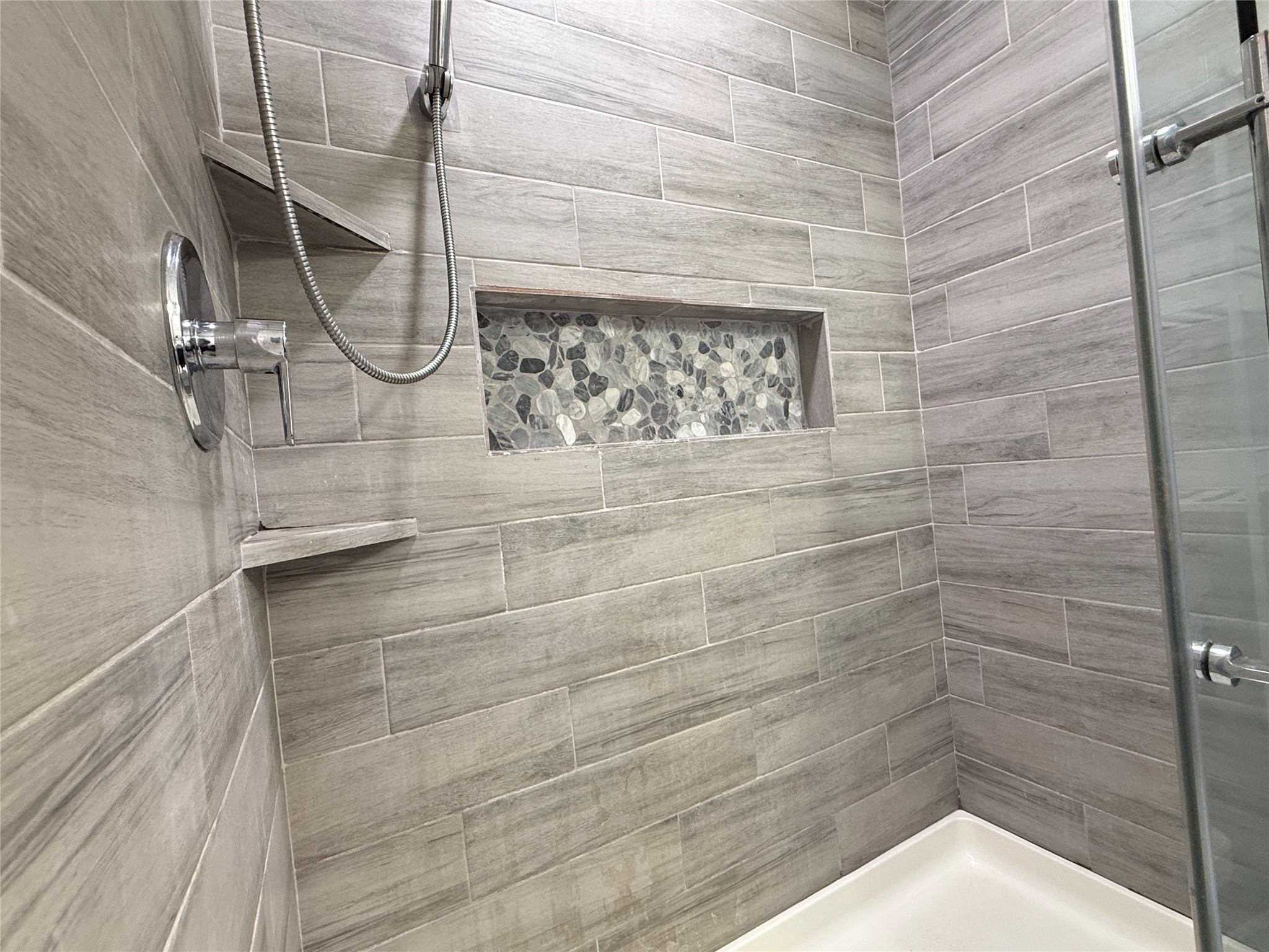16718 Sinaloa Drive Property Photo 15