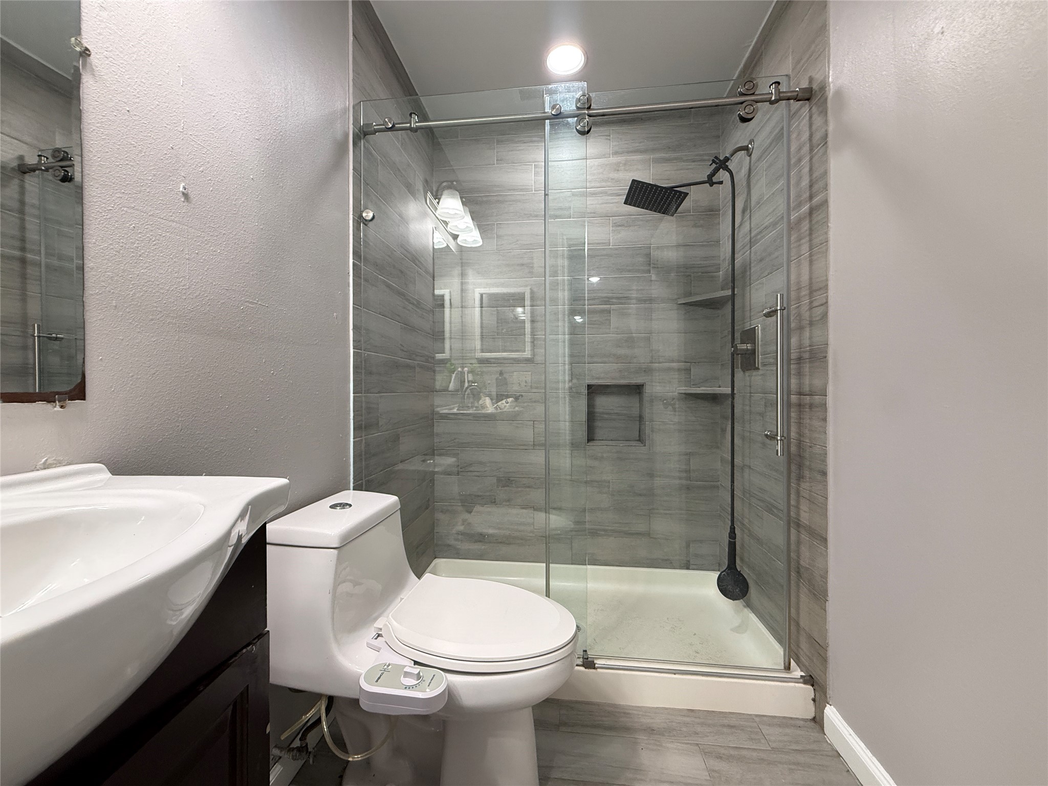 16718 Sinaloa Drive Property Photo 17